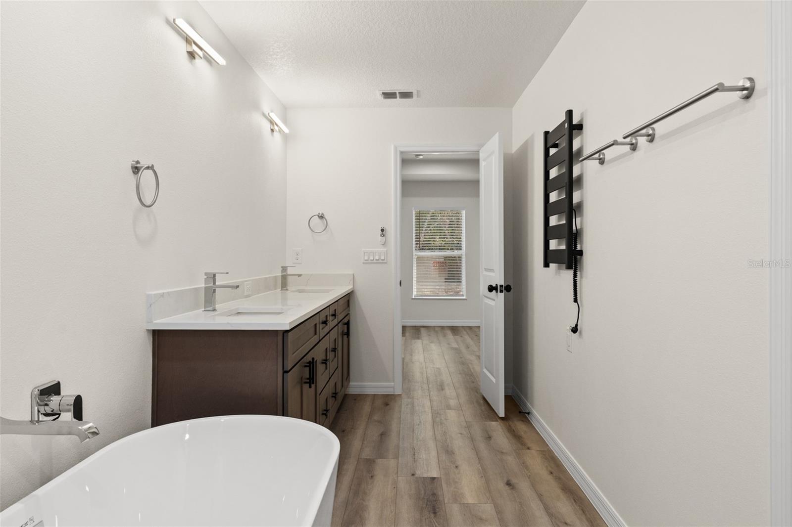 Image 29 of 40 For 7414 Balsam Street