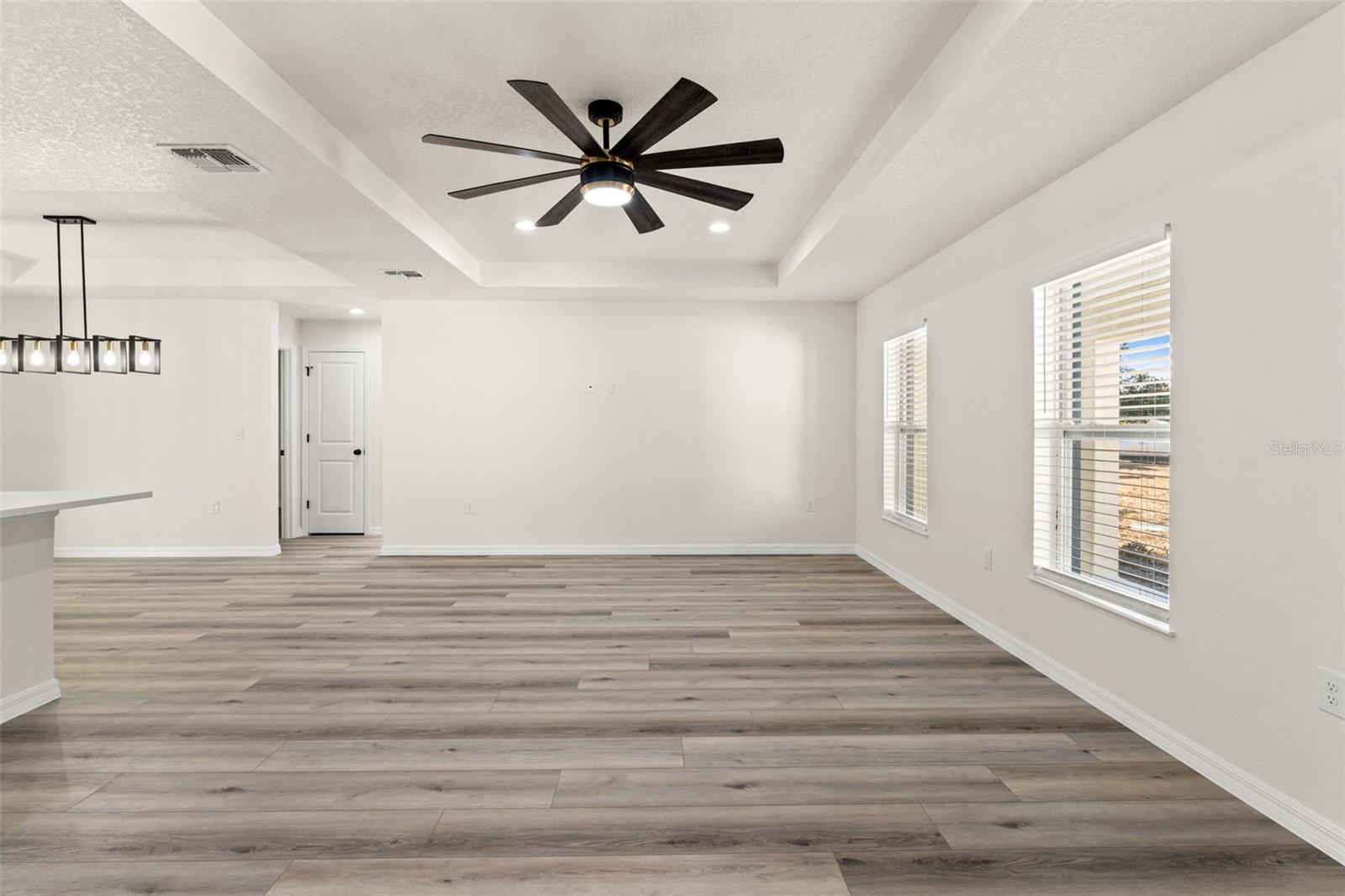 Image 4 of 40 For 7414 Balsam Street