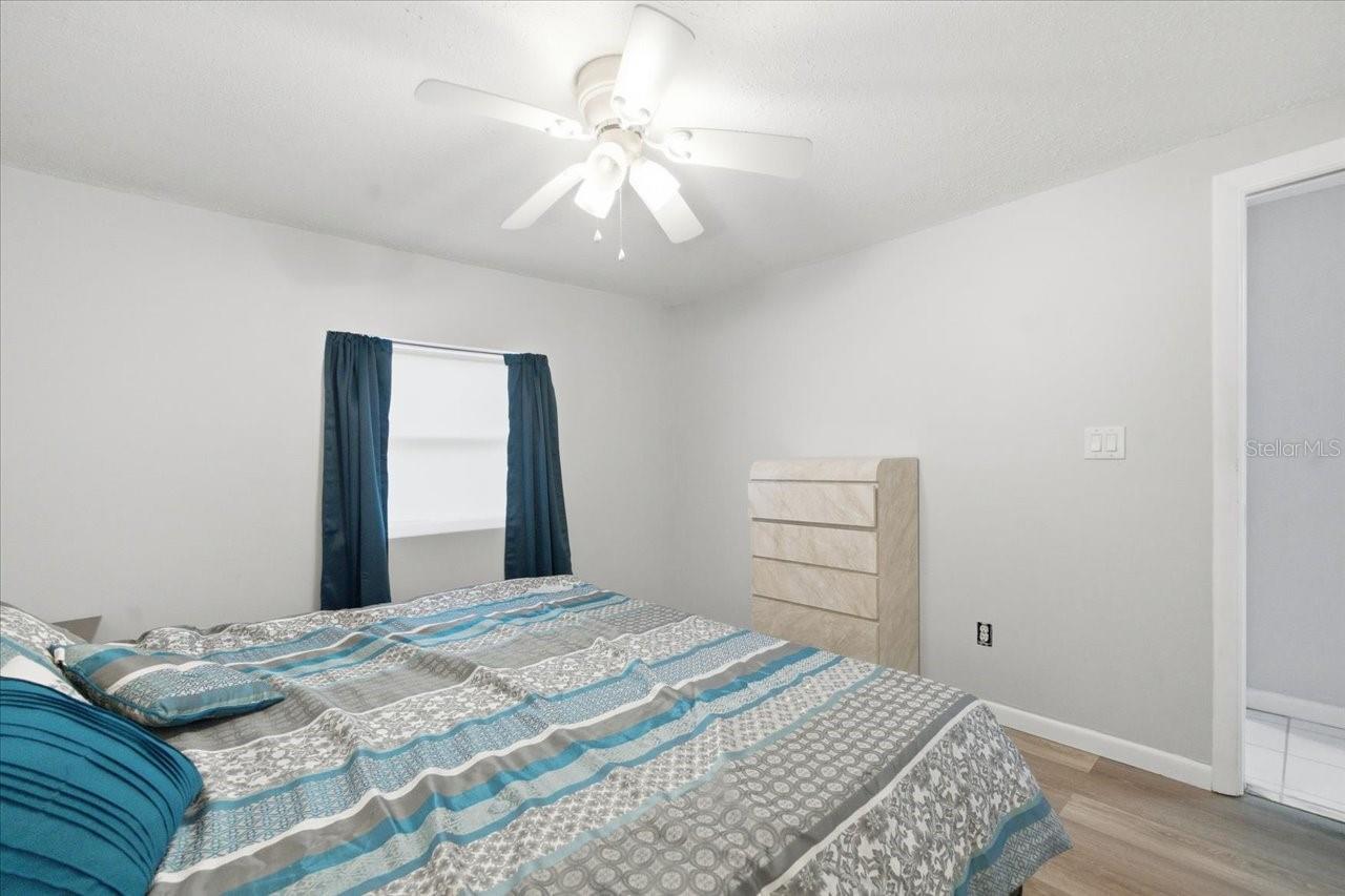 Image 24 of 35 For 12305 Conde Drive