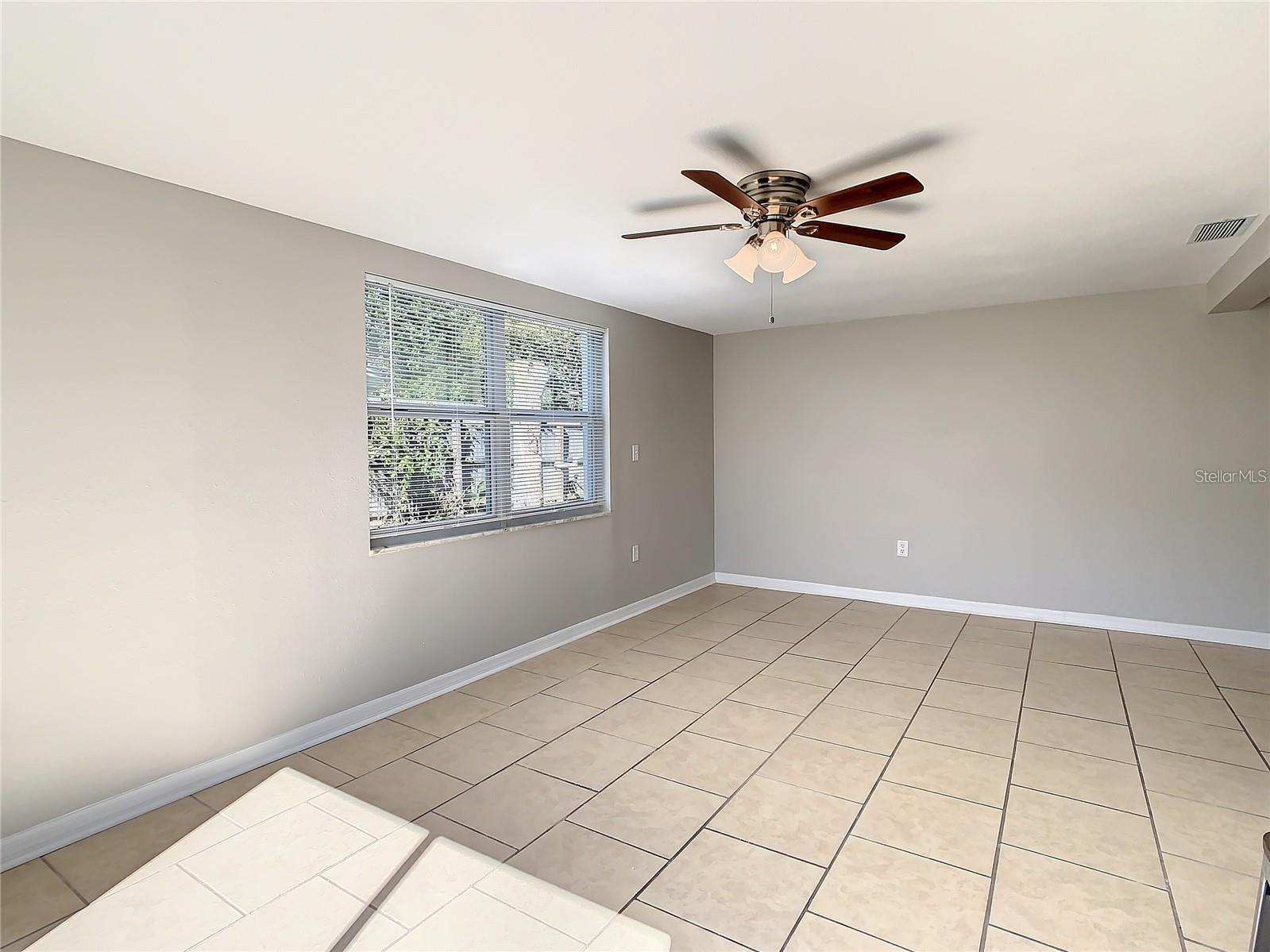 Image 28 of 59 For 11705 Meredith Lane