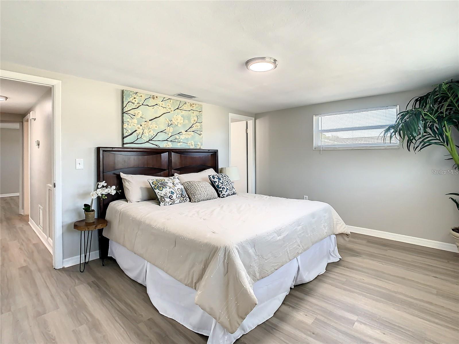 Image 31 of 59 For 11705 Meredith Lane