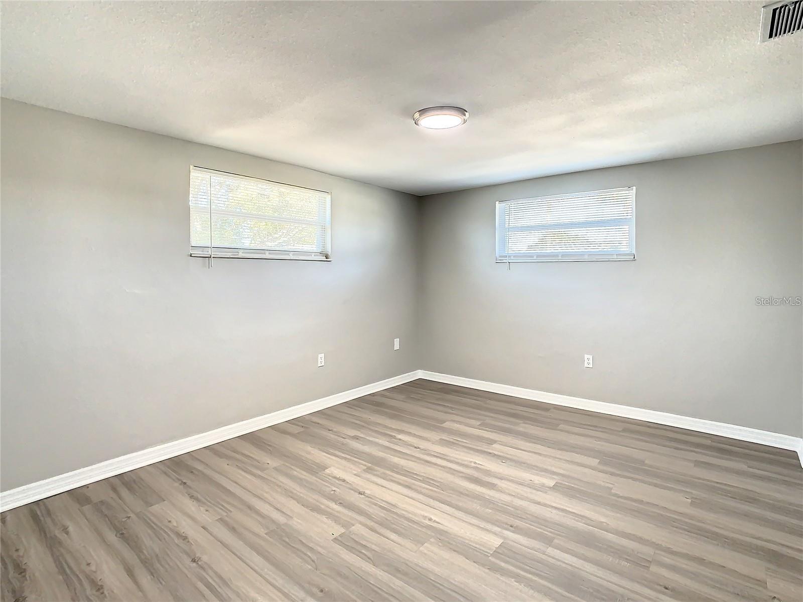 Image 38 of 59 For 11705 Meredith Lane