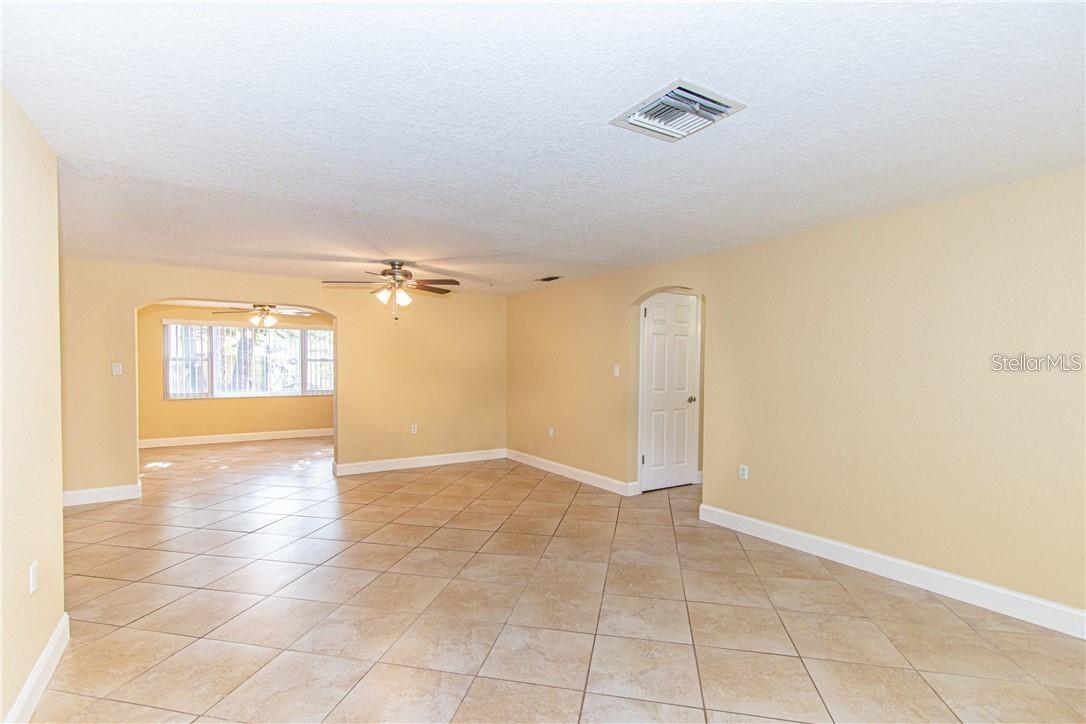 Image 4 of 48 For 8900 Lido Lane