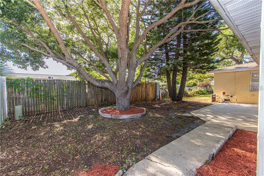 Image 40 of 48 For 8900 Lido Lane