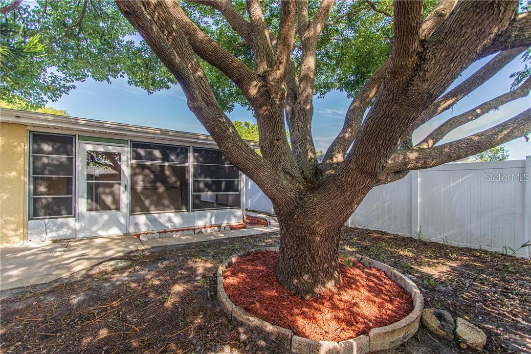 Image 42 of 48 For 8900 Lido Lane