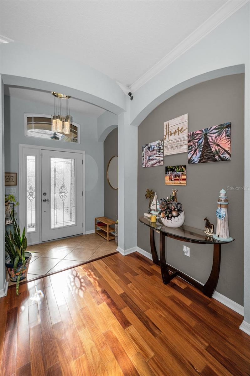 Image 12 of 61 For 9144 Topneck Street