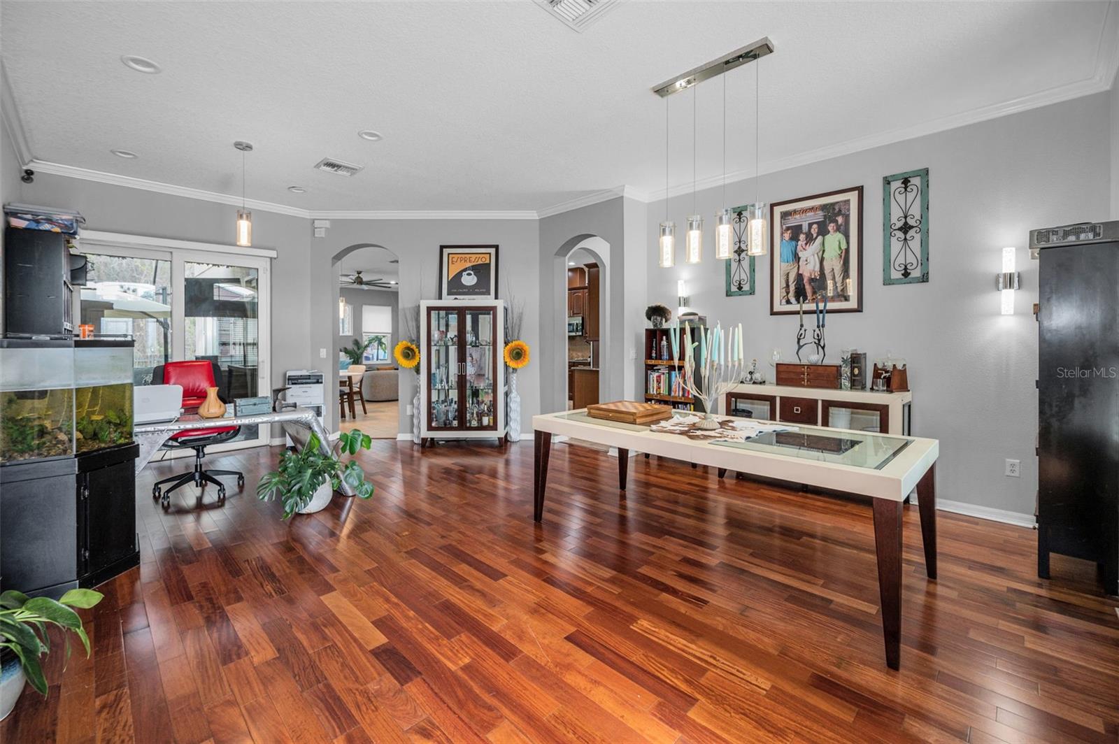 Image 15 of 61 For 9144 Topneck Street