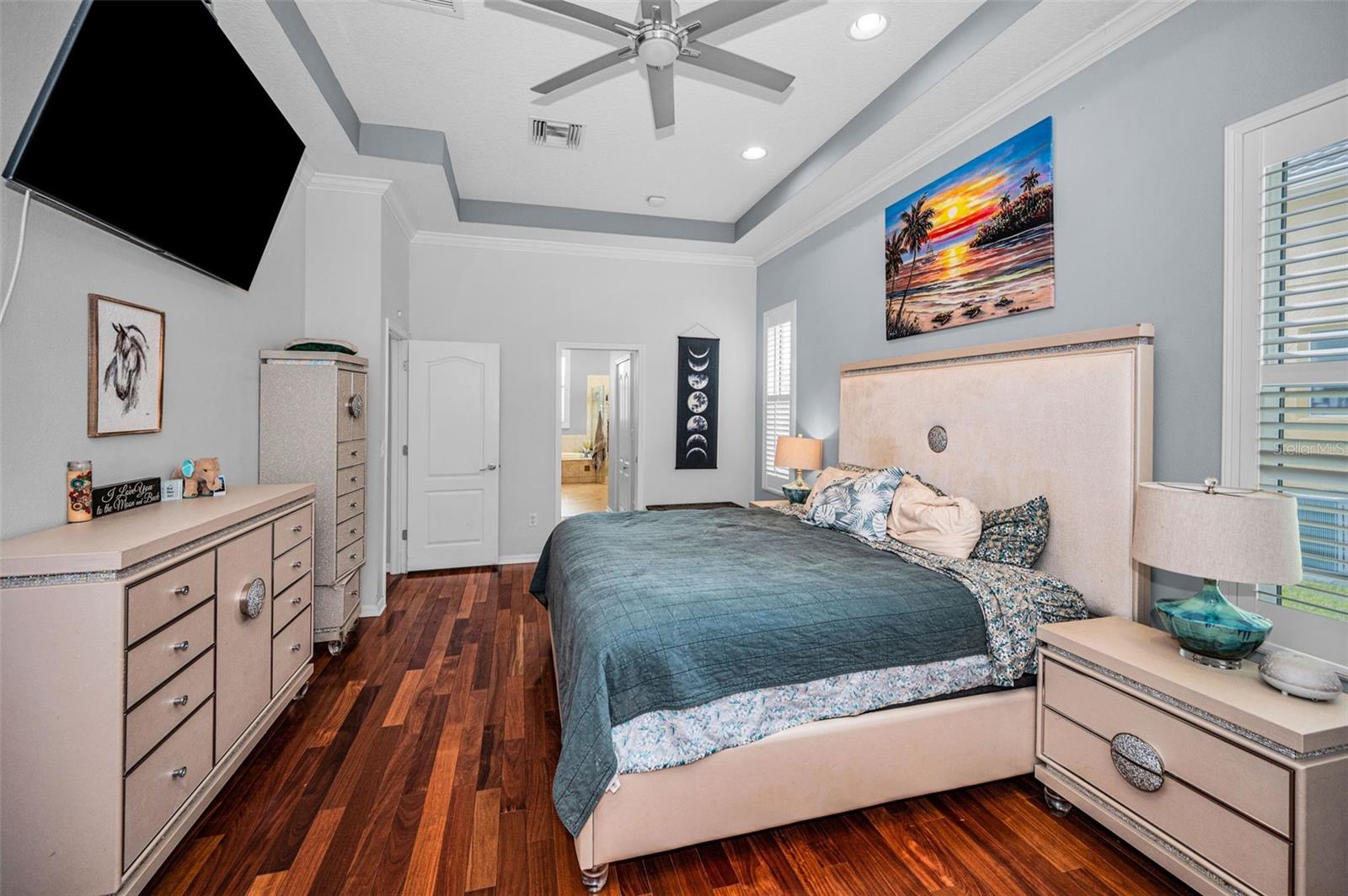 Image 32 of 61 For 9144 Topneck Street