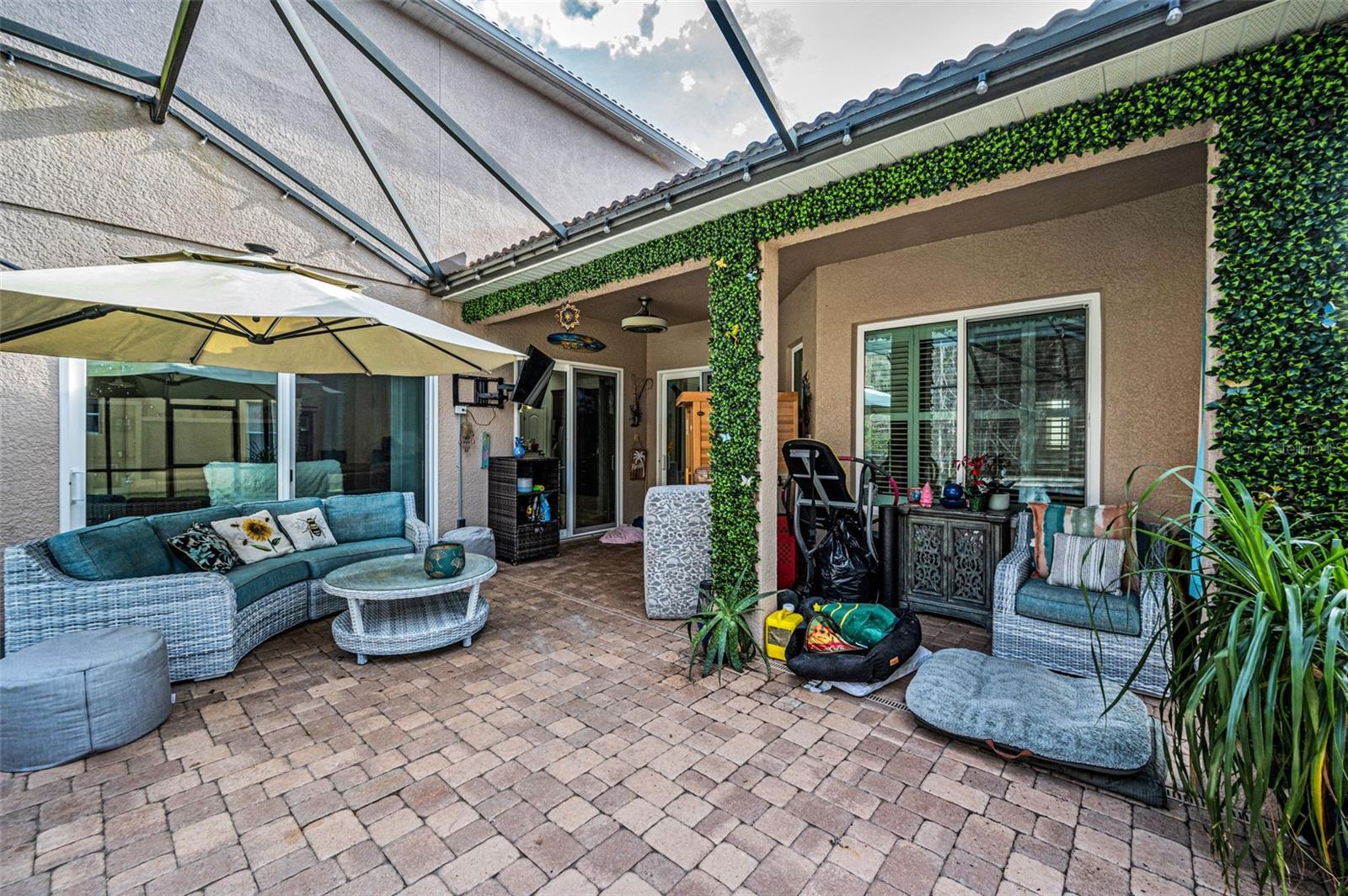 Image 51 of 61 For 9144 Topneck Street