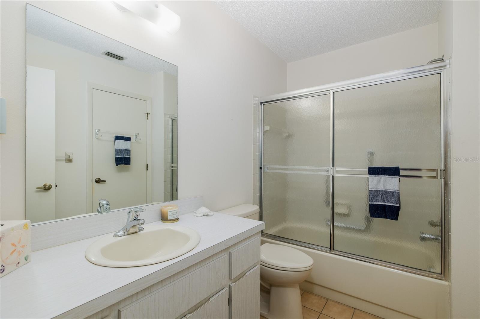 Image 18 of 37 For 11334 Stansberry Drive