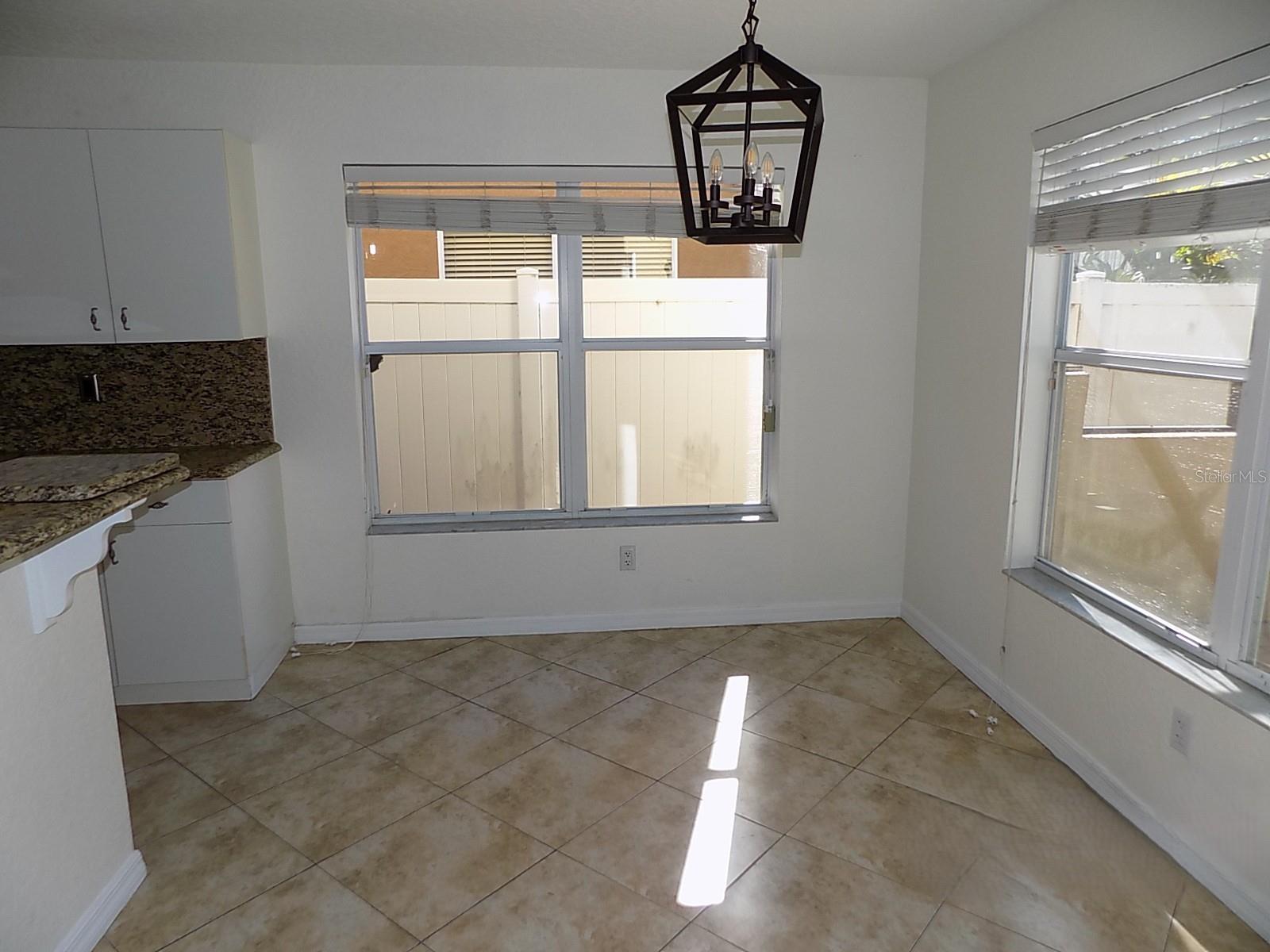 Image 6 of 18 For 11722 Crest Creek Drive