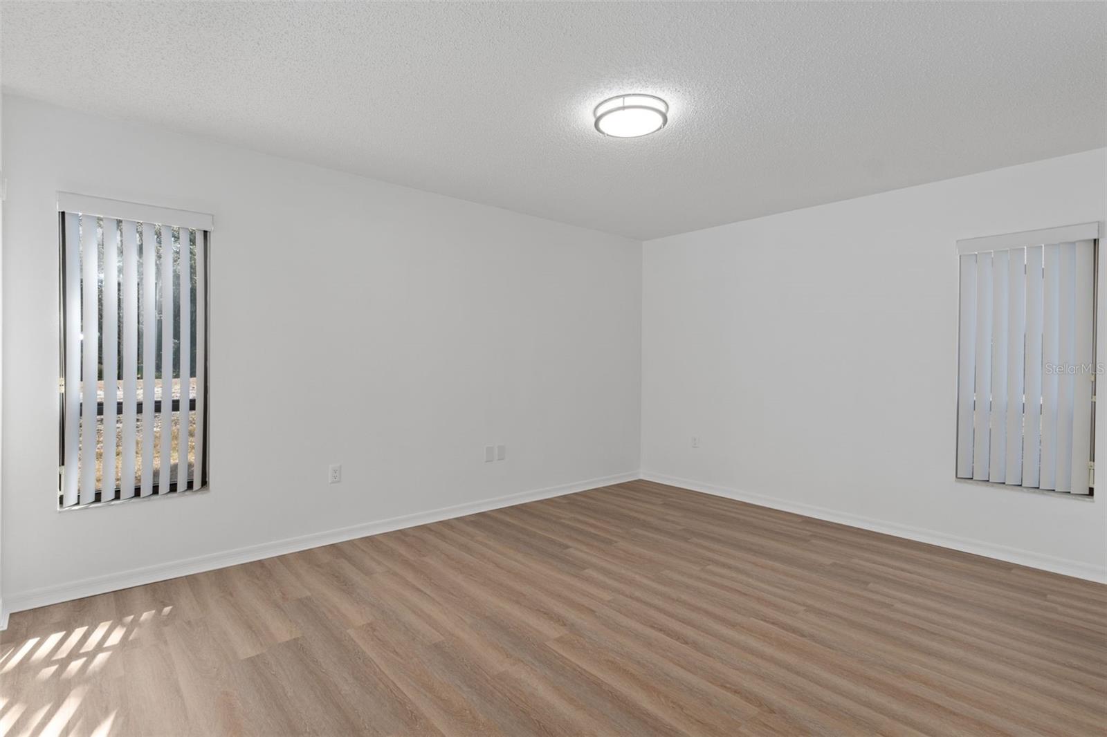 Image 26 of 49 For 7445 Crestwood Drive