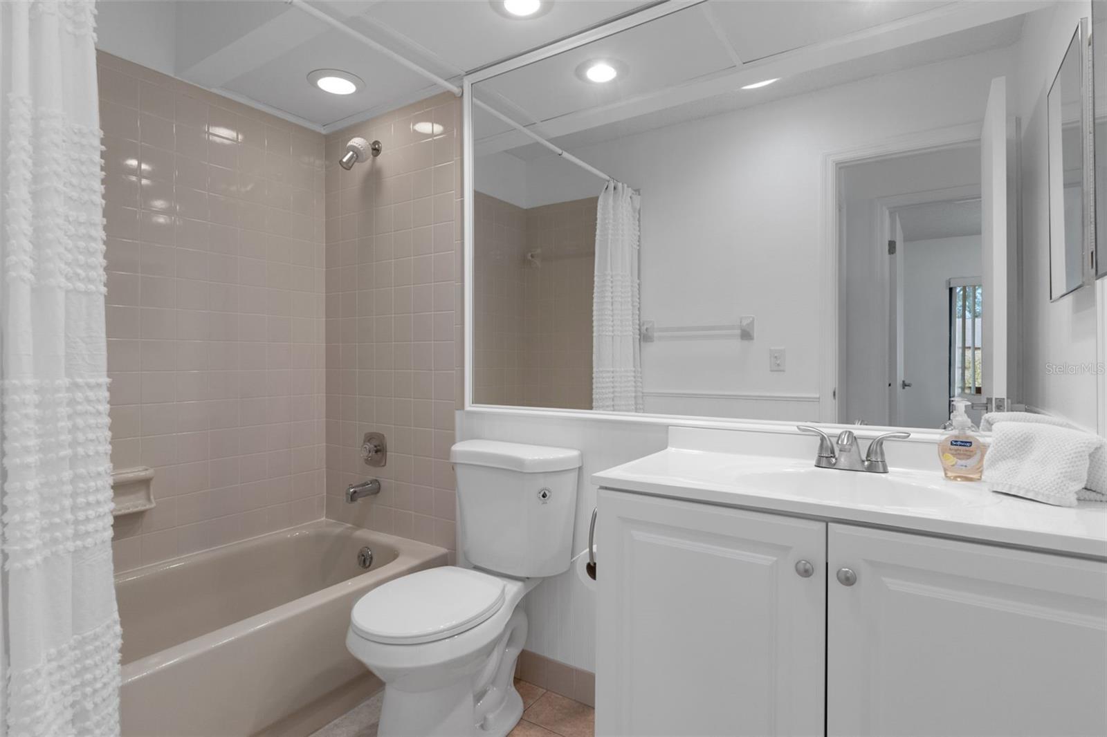 Image 34 of 49 For 7445 Crestwood Drive