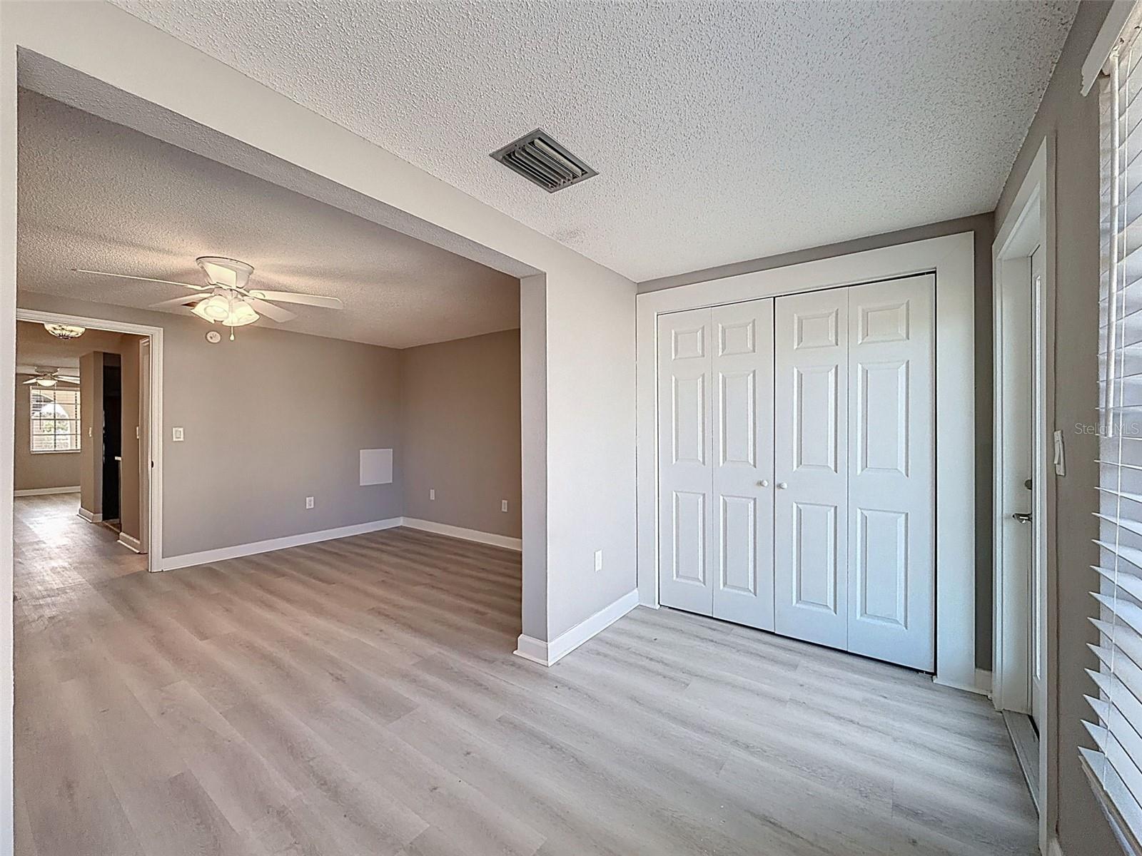 Image 26 of 60 For 4233 Stratford Drive D