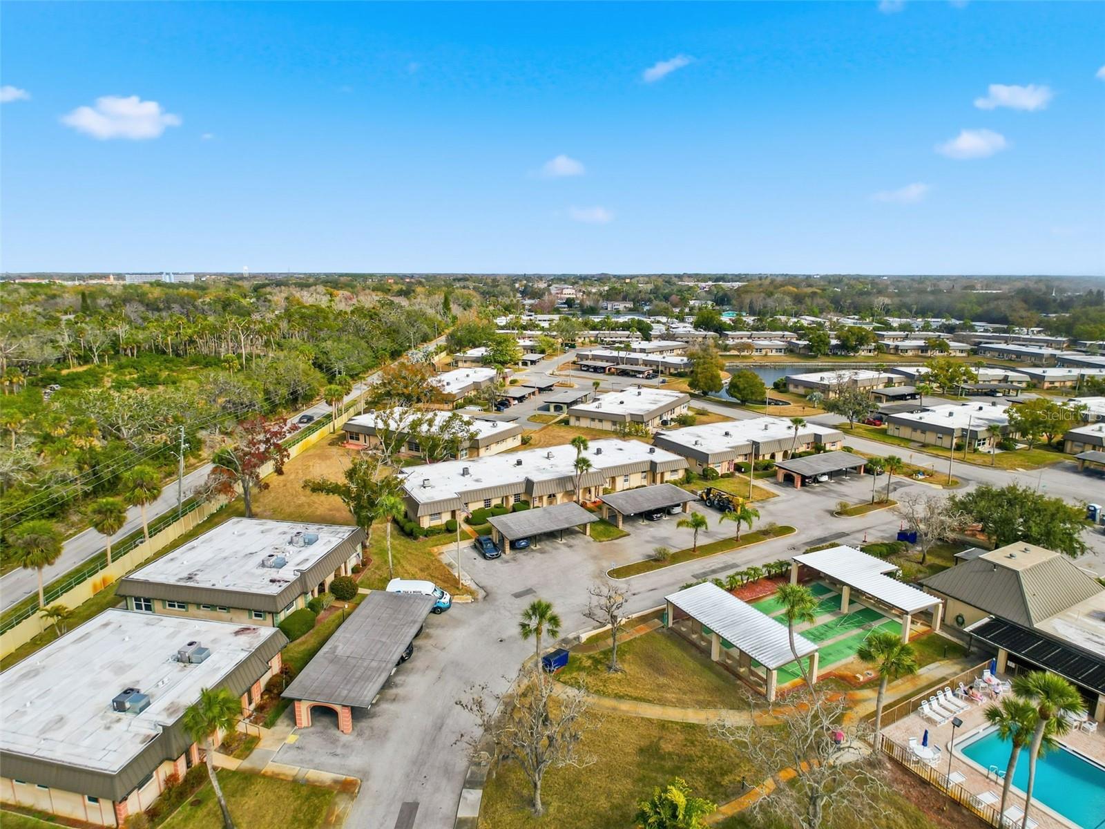 Image 35 of 60 For 4233 Stratford Drive D