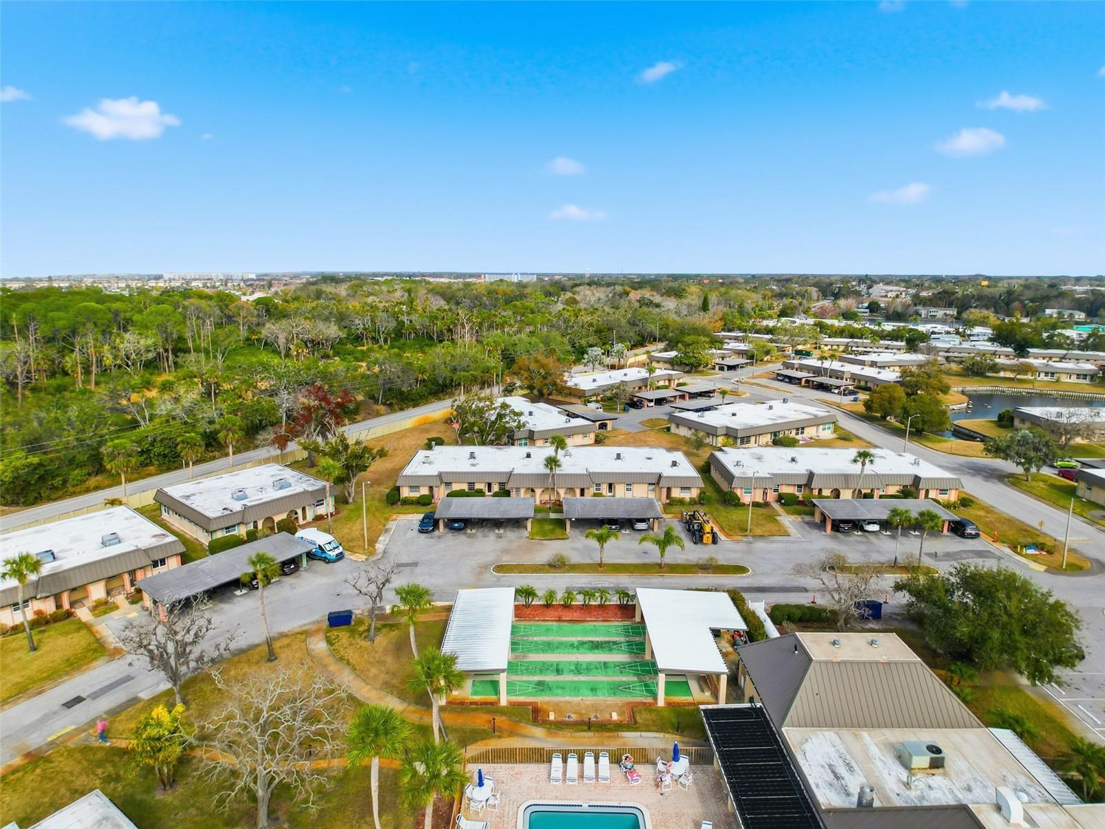 Image 37 of 60 For 4233 Stratford Drive D