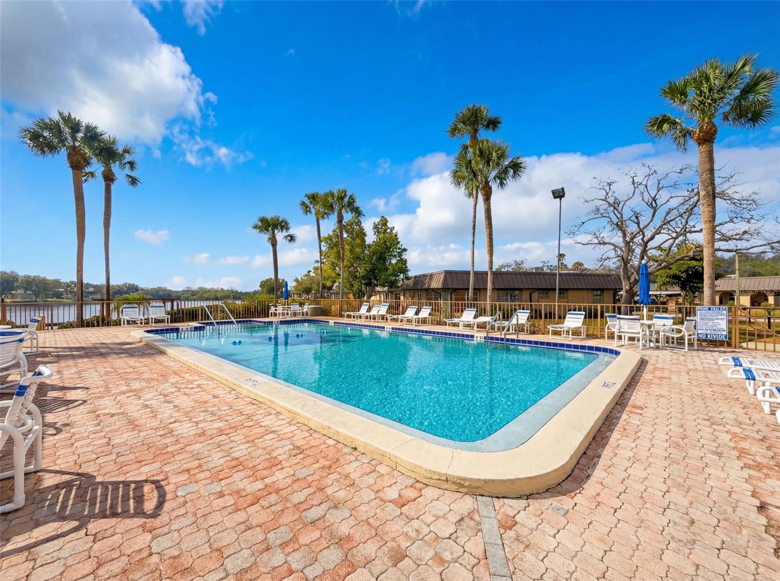 Image 46 of 60 For 4233 Stratford Drive D