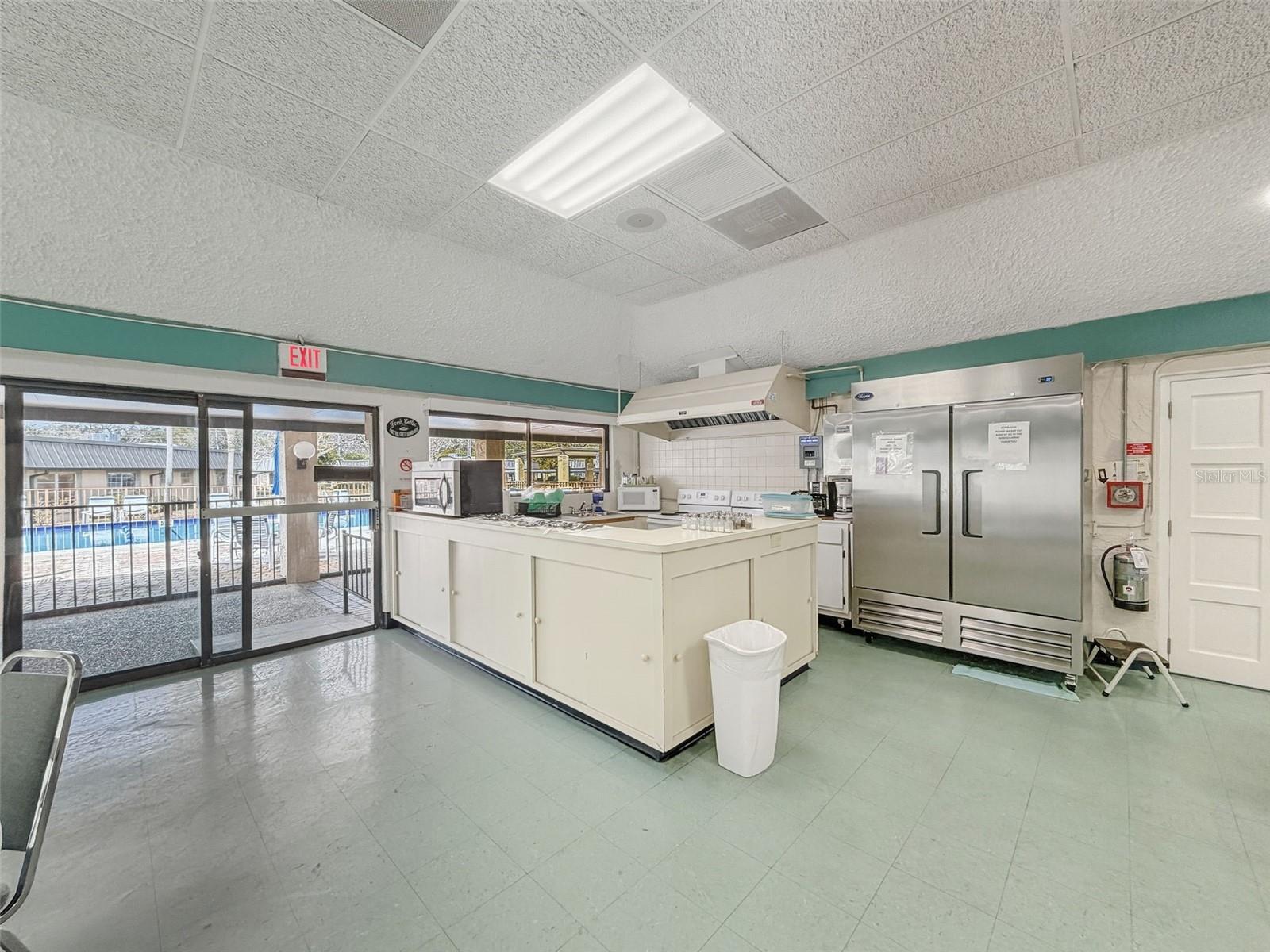 Image 54 of 60 For 4233 Stratford Drive D