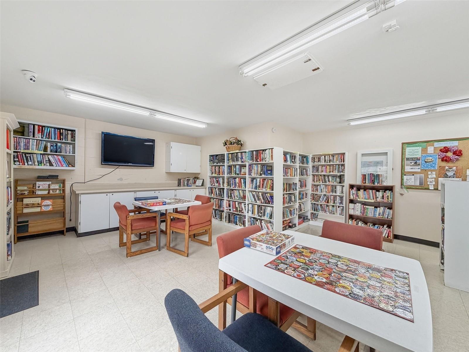 Image 57 of 60 For 4233 Stratford Drive D