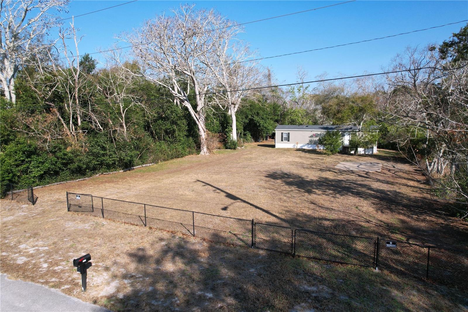 Image 2 of 52 For 9739 Kent Street