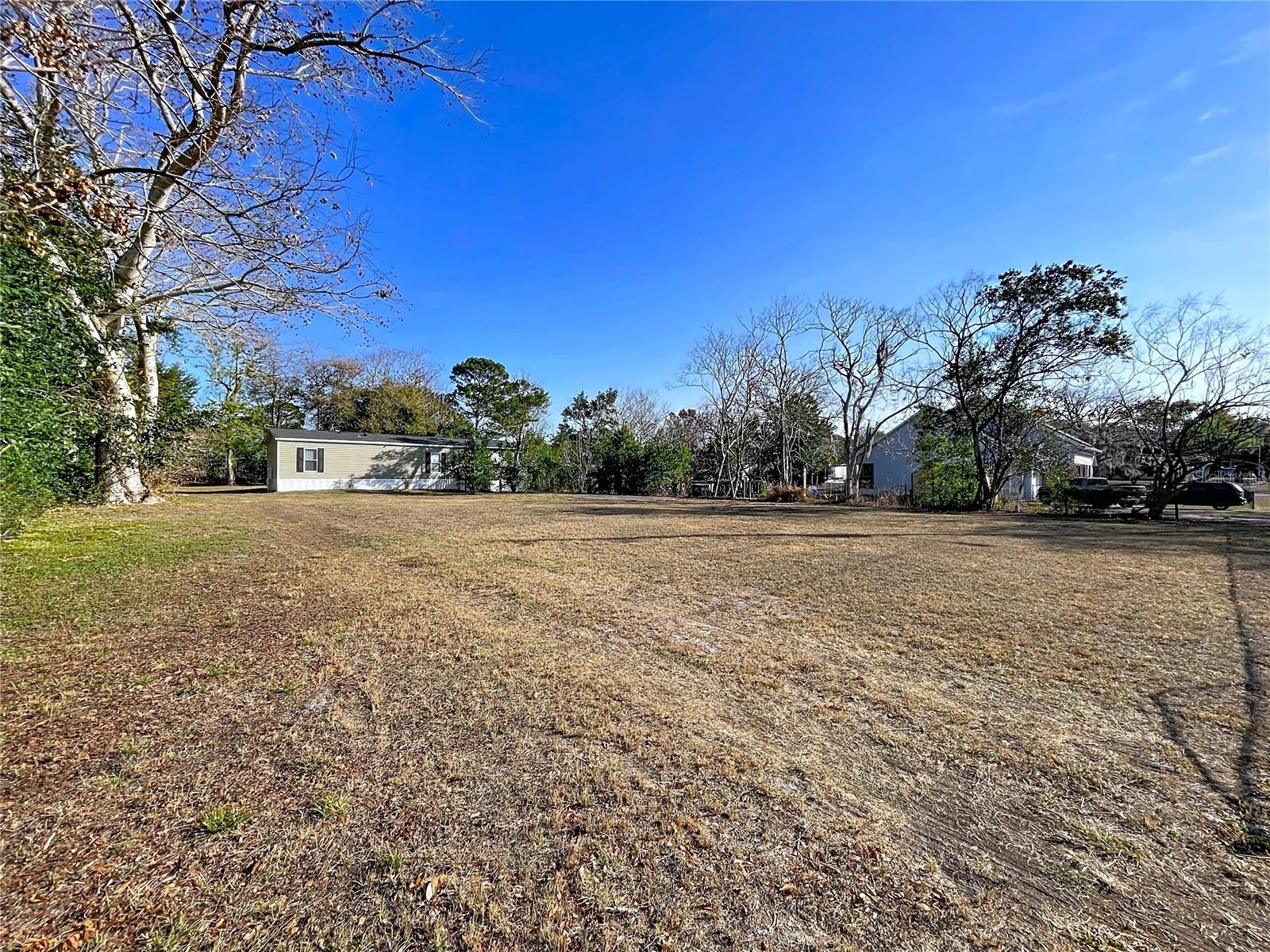 Image 42 of 52 For 9739 Kent Street