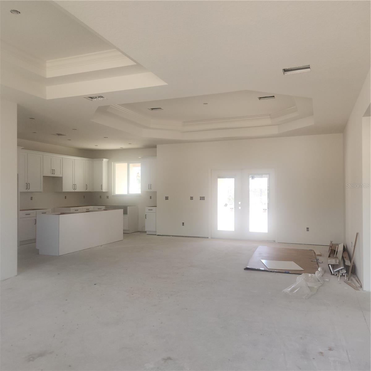 Image 3 of 38 For 18178 Maberly Road