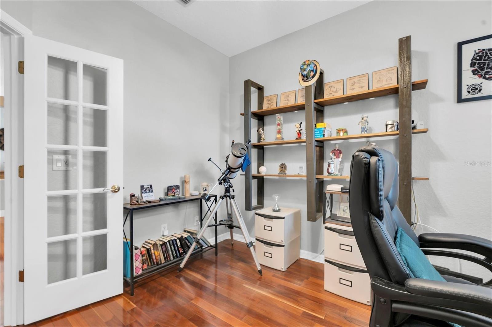 Image 19 of 56 For 27446 Kirkwood Circle