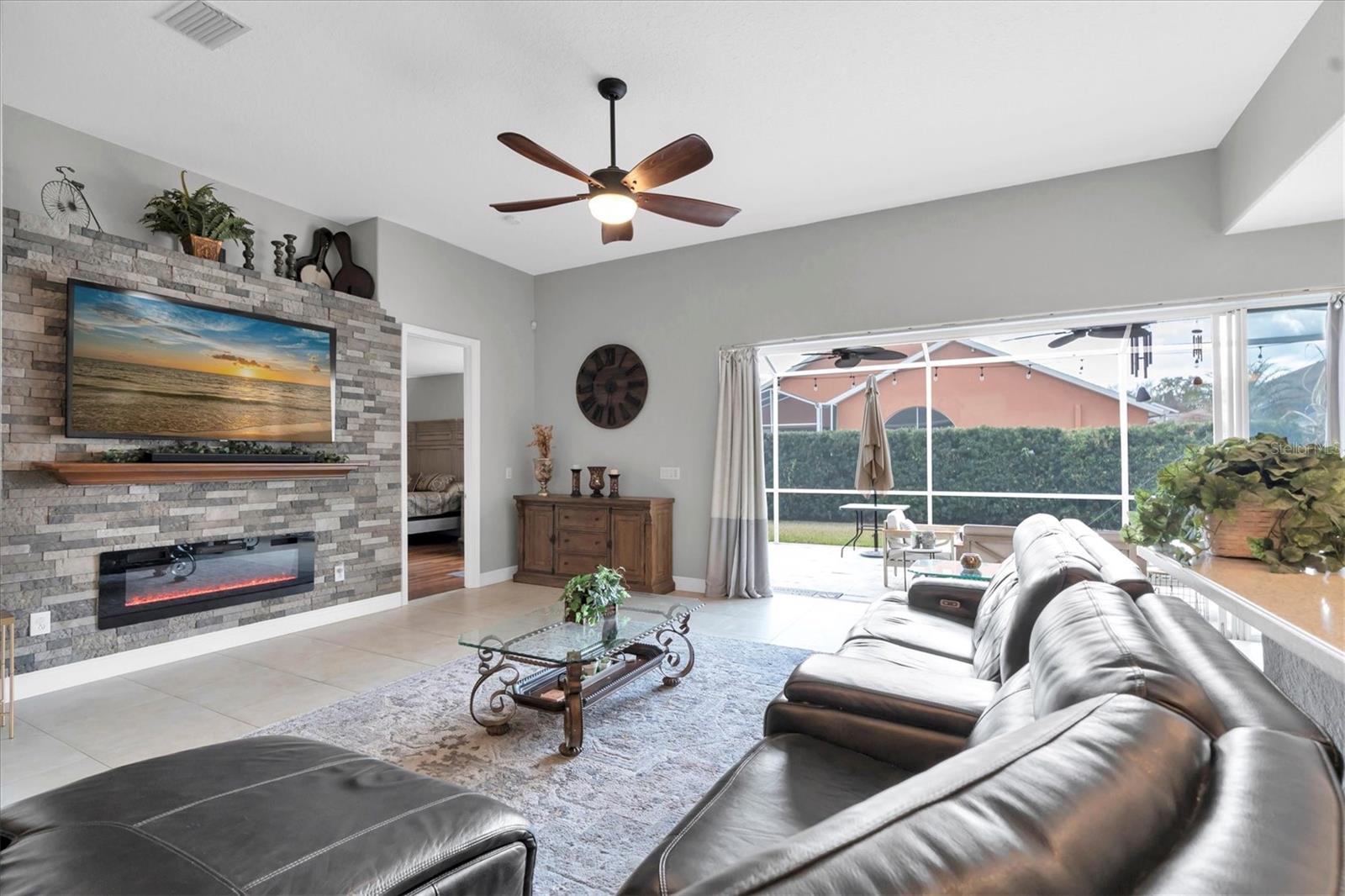 Image 4 of 56 For 27446 Kirkwood Circle