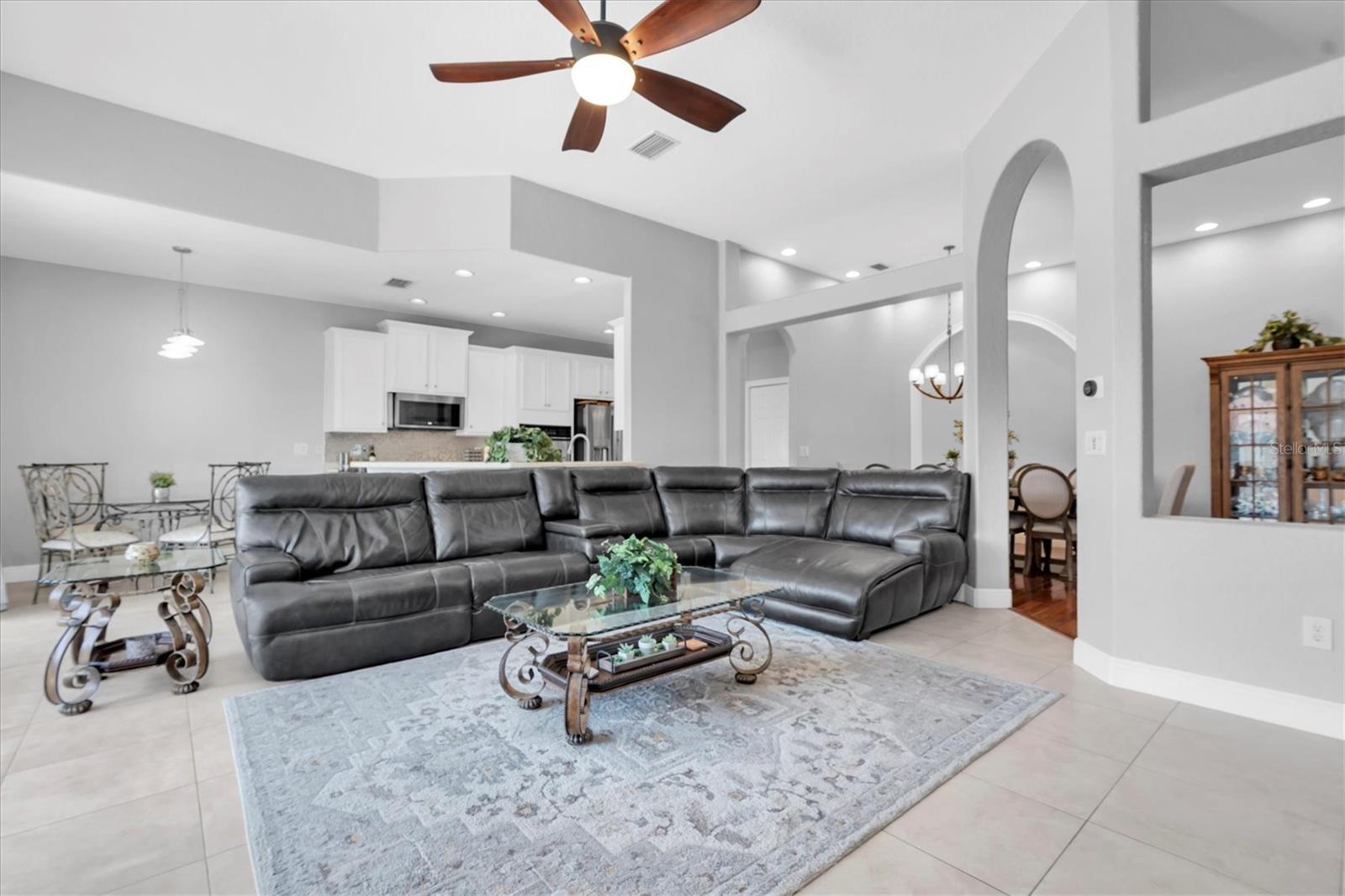 Image 6 of 56 For 27446 Kirkwood Circle