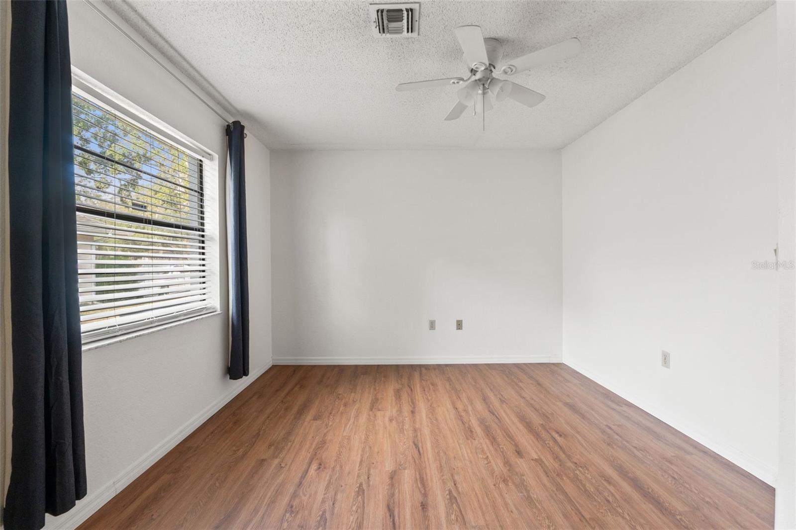 Image 19 of 47 For 8370 Durham Street