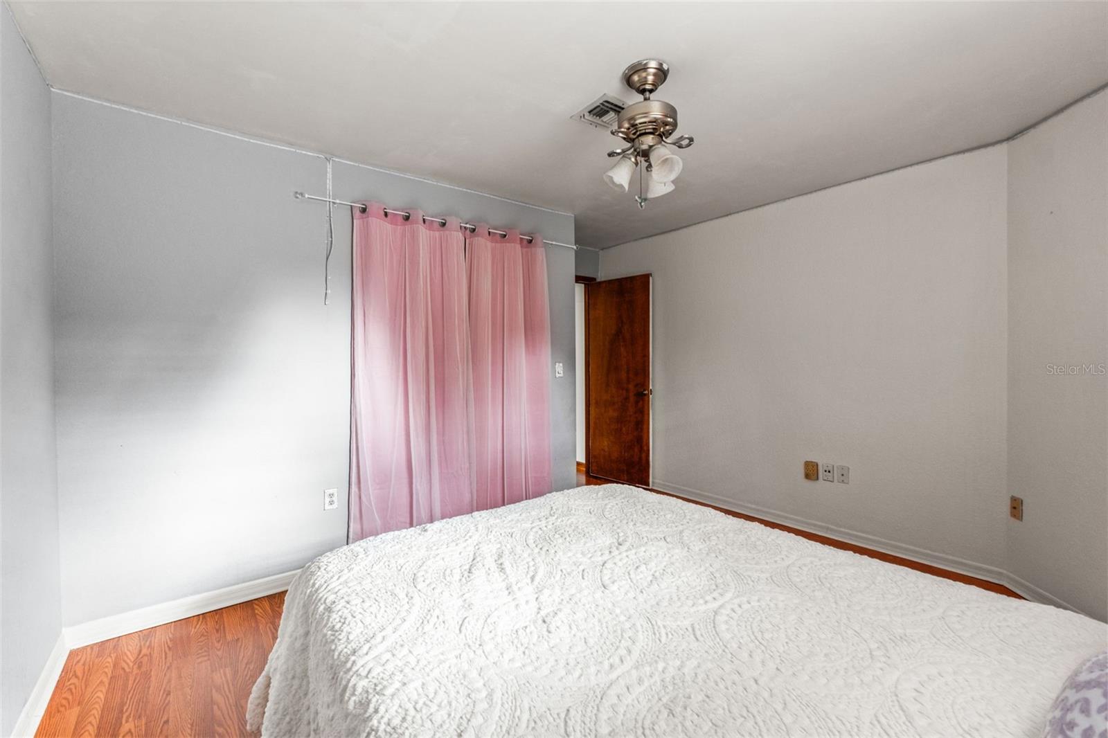 Image 24 of 47 For 8370 Durham Street