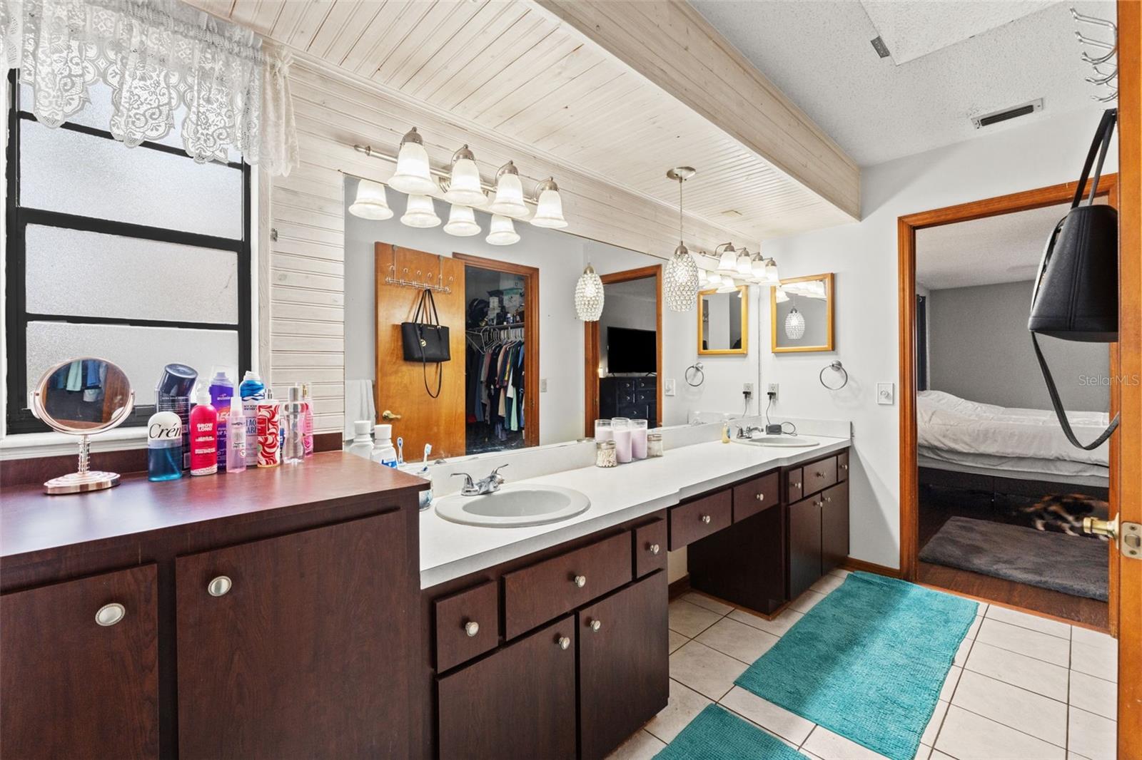 Image 35 of 47 For 8370 Durham Street