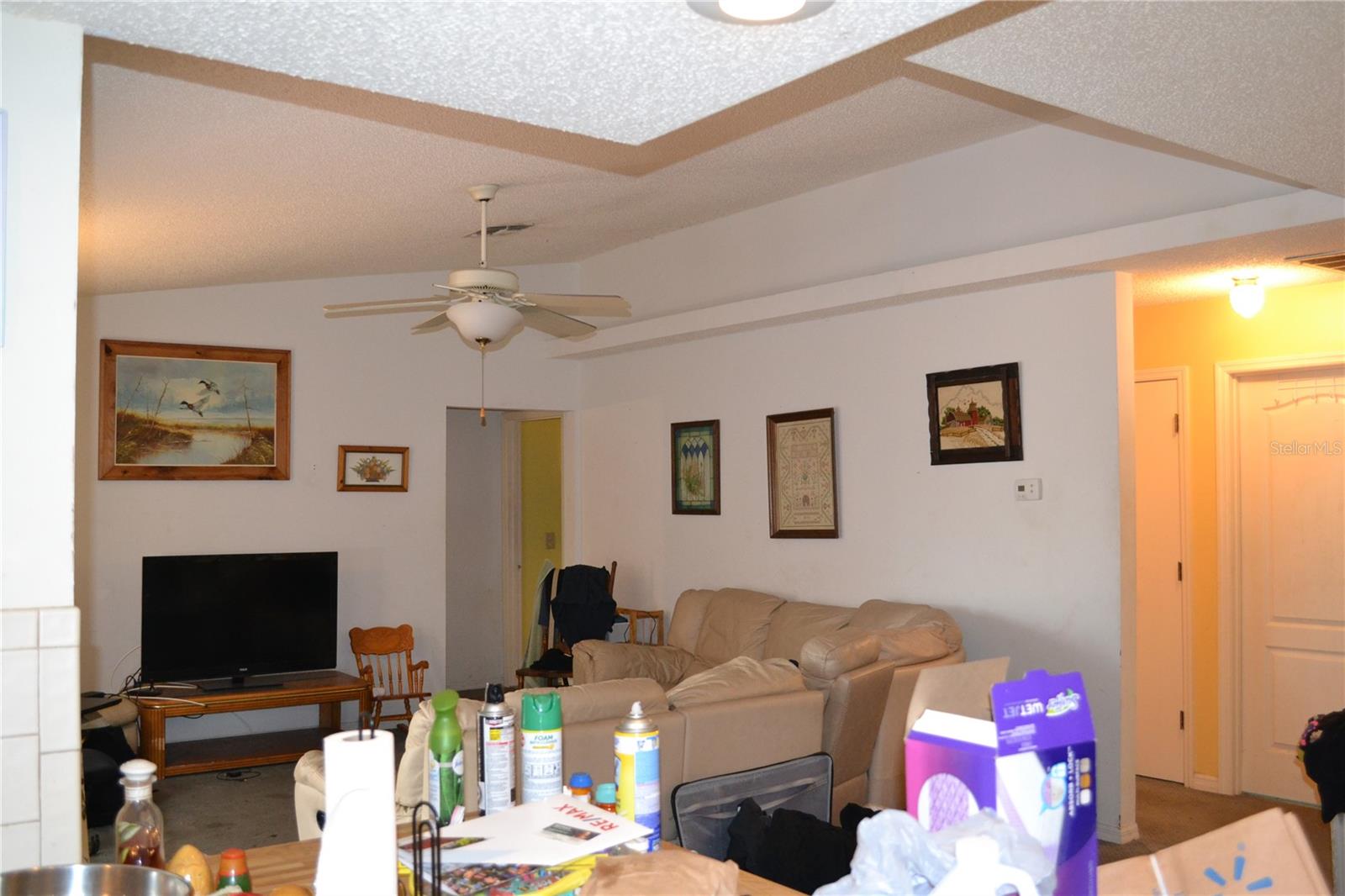 Image 23 of 52 For 6473 Blackbird Avenue