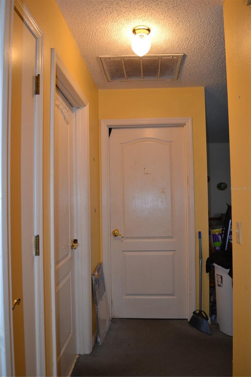 Image 28 of 52 For 6473 Blackbird Avenue