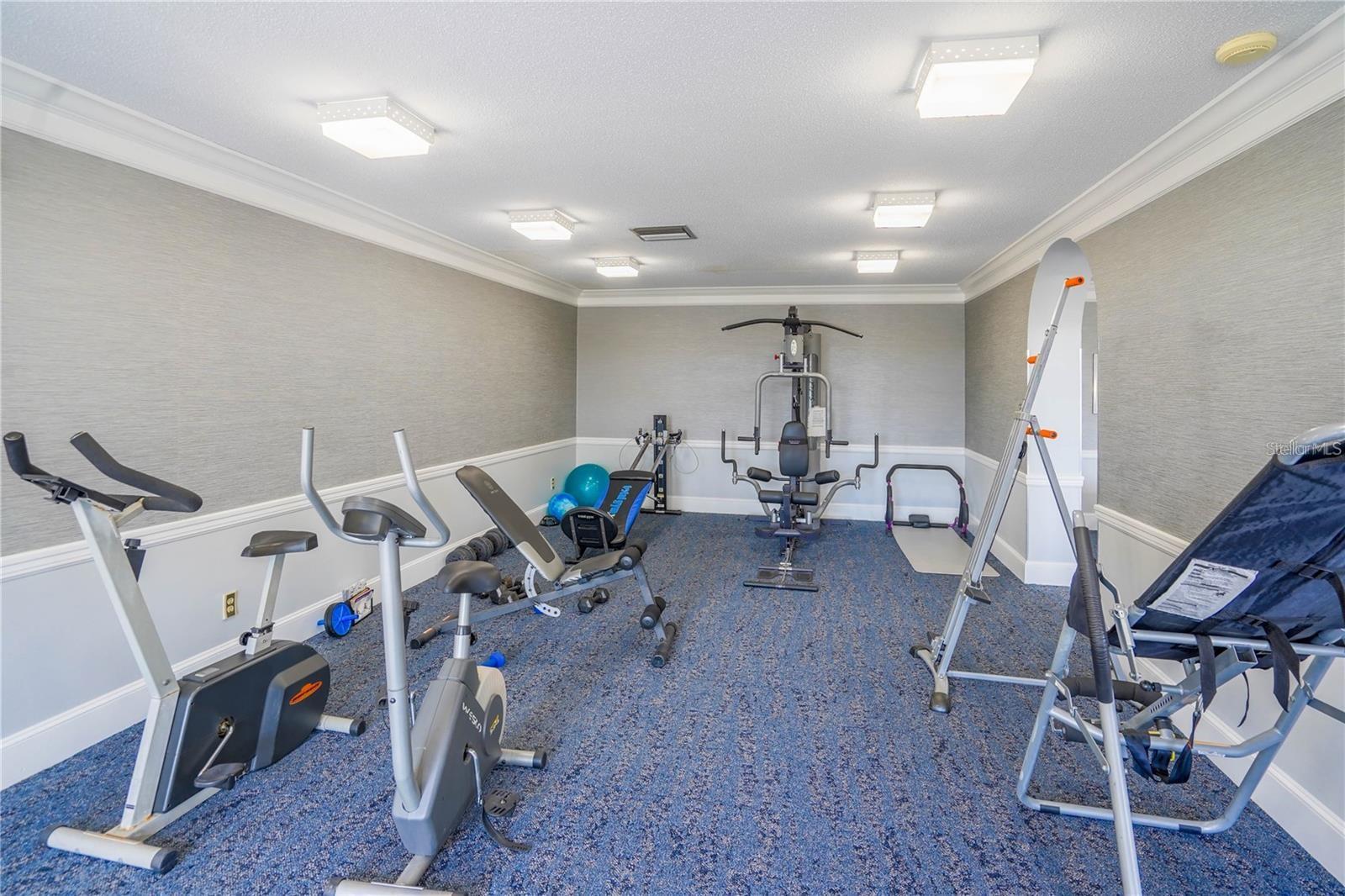 Image 11 of 60 For 7100 Sunshine Skyway Lane S 201