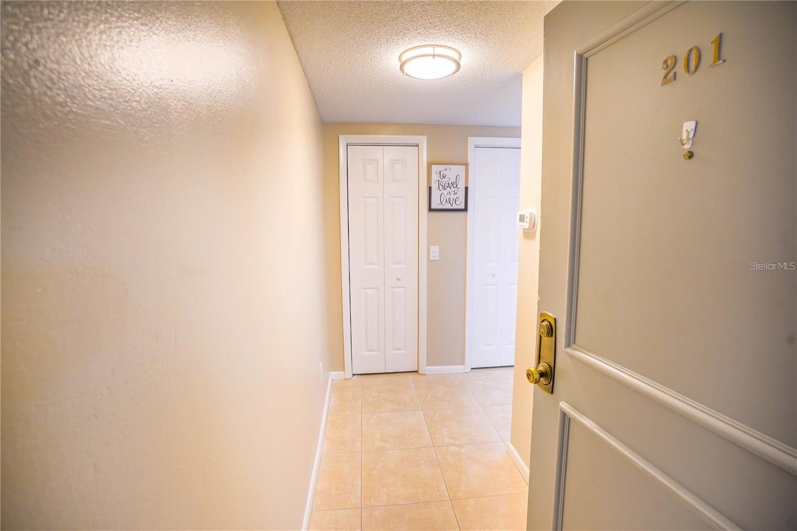 Image 22 of 60 For 7100 Sunshine Skyway Lane S 201