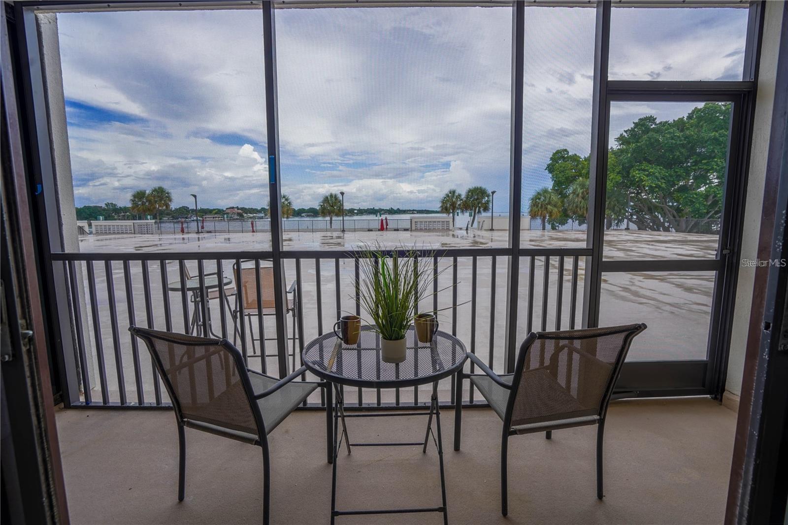 Image 25 of 60 For 7100 Sunshine Skyway Lane S 201