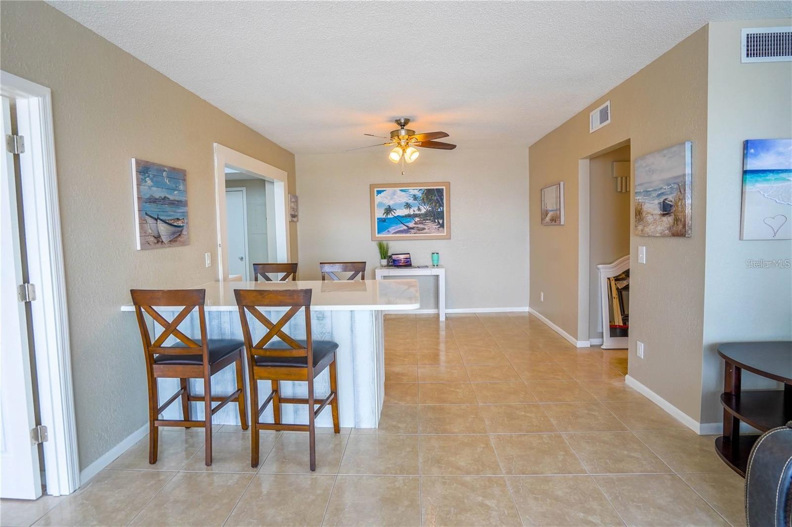 Image 32 of 60 For 7100 Sunshine Skyway Lane S 201