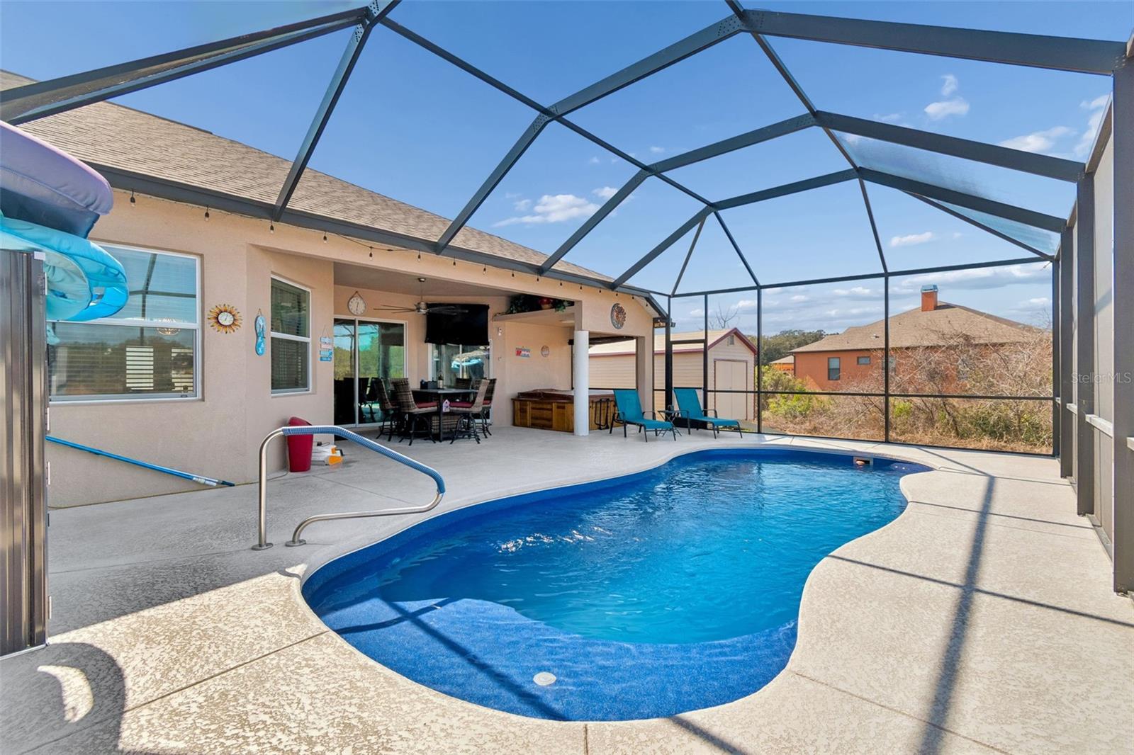 Image 55 of 60 For 18317 Treehaven Drive