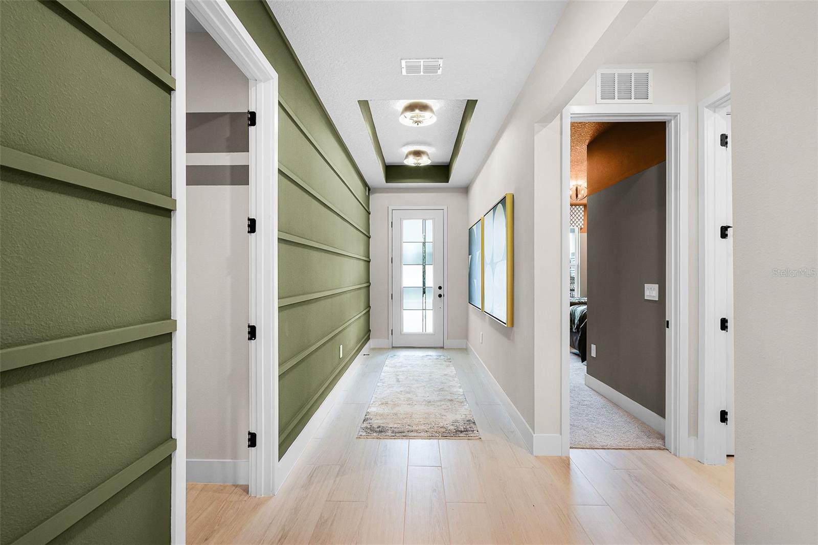 Image 4 of 25 For 644 Mystic Gardens Drive