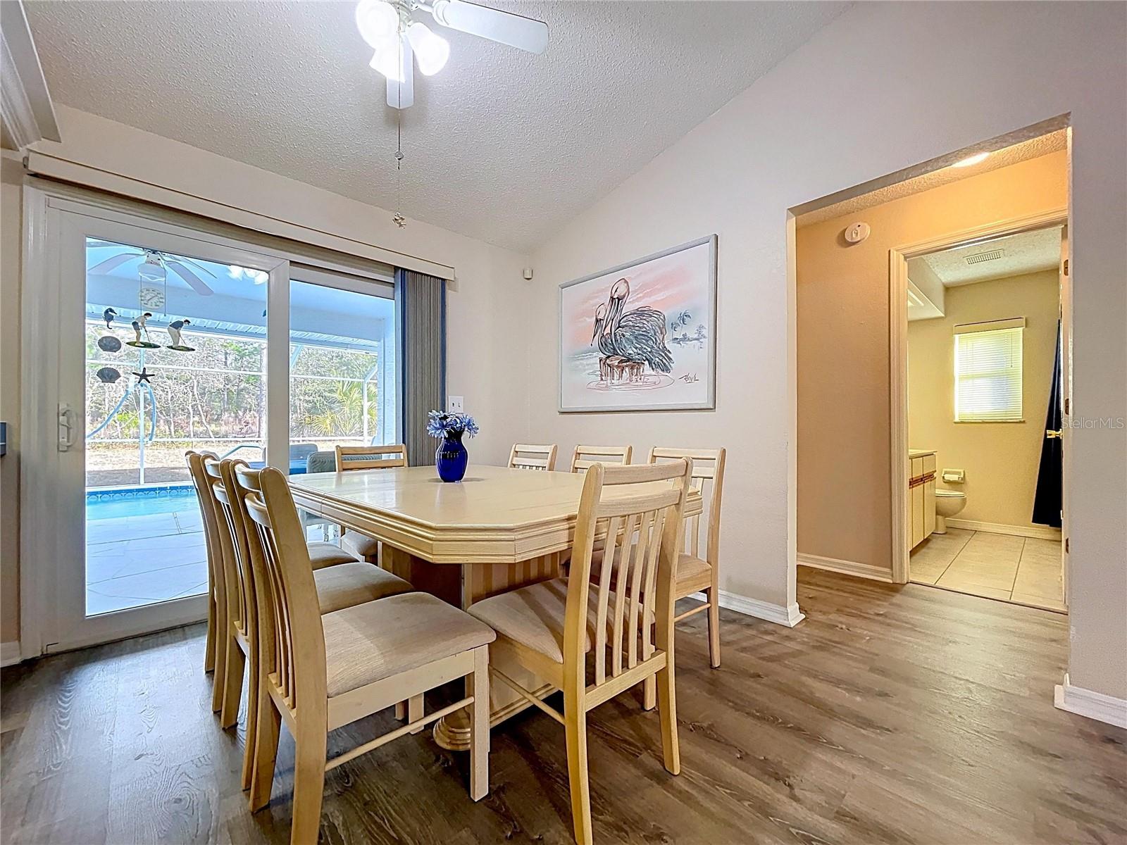 Listing photo id 19 for 12271 Katherwood Street