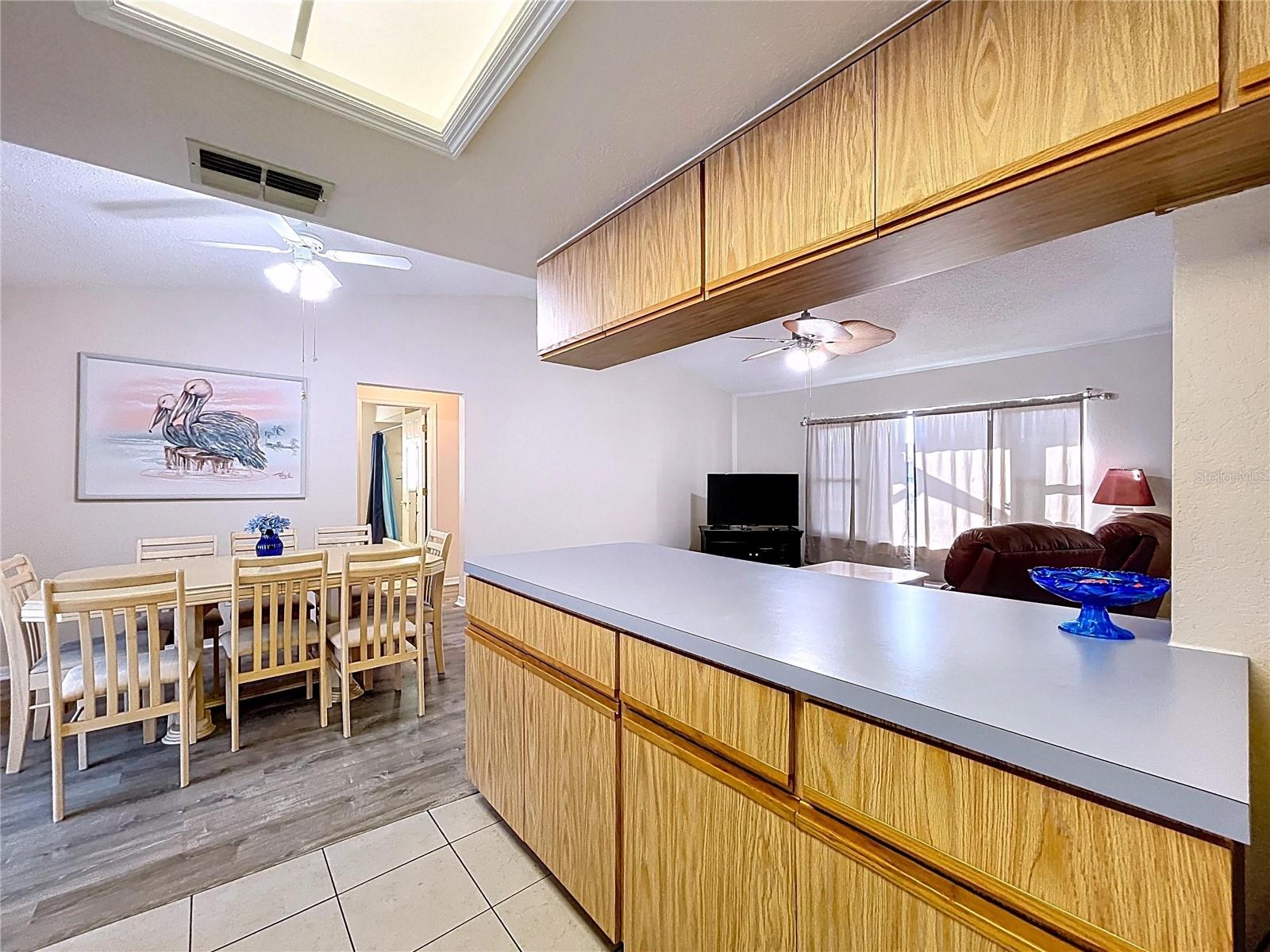 Listing photo id 28 for 12271 Katherwood Street