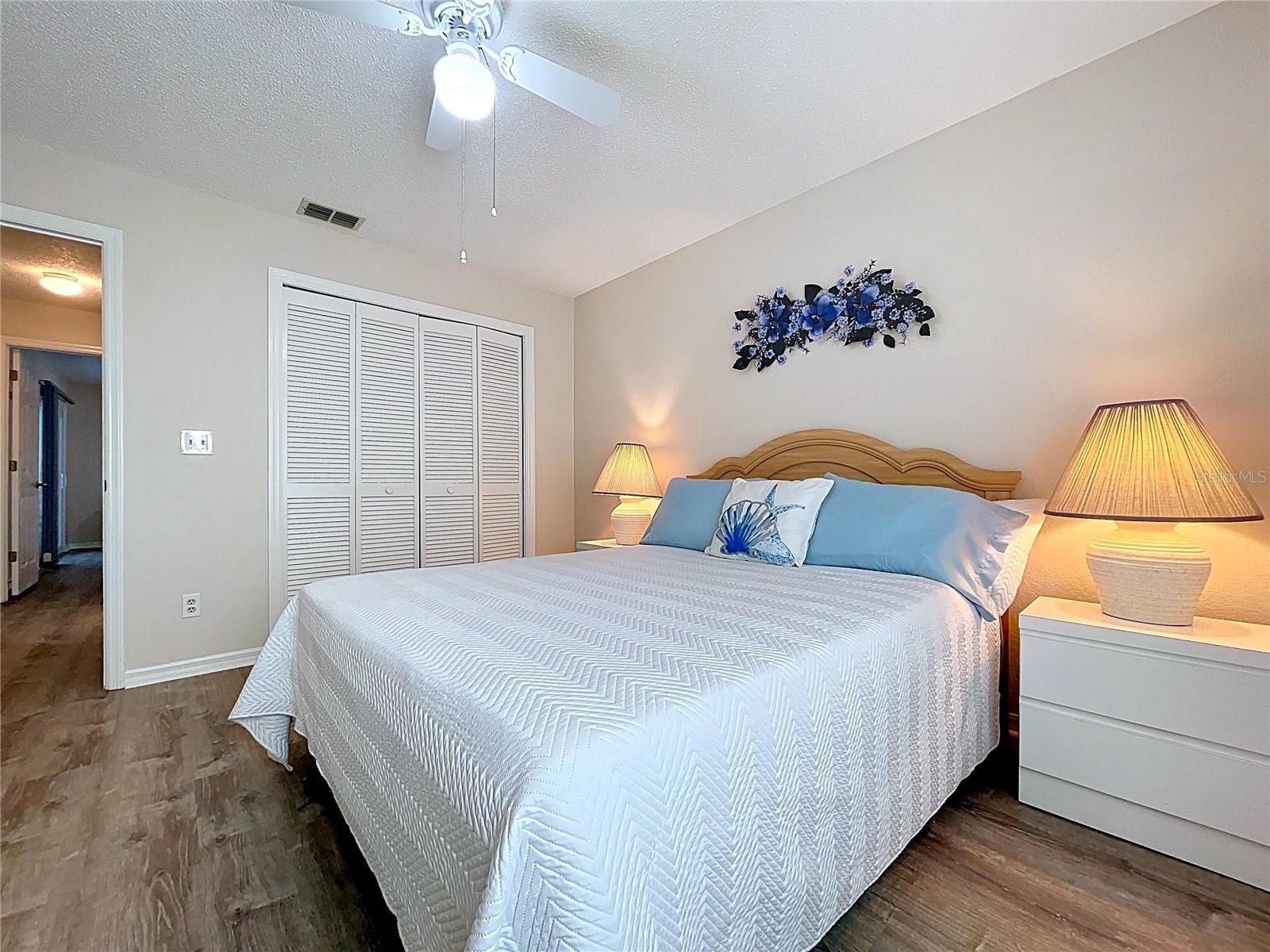 Listing photo id 32 for 12271 Katherwood Street