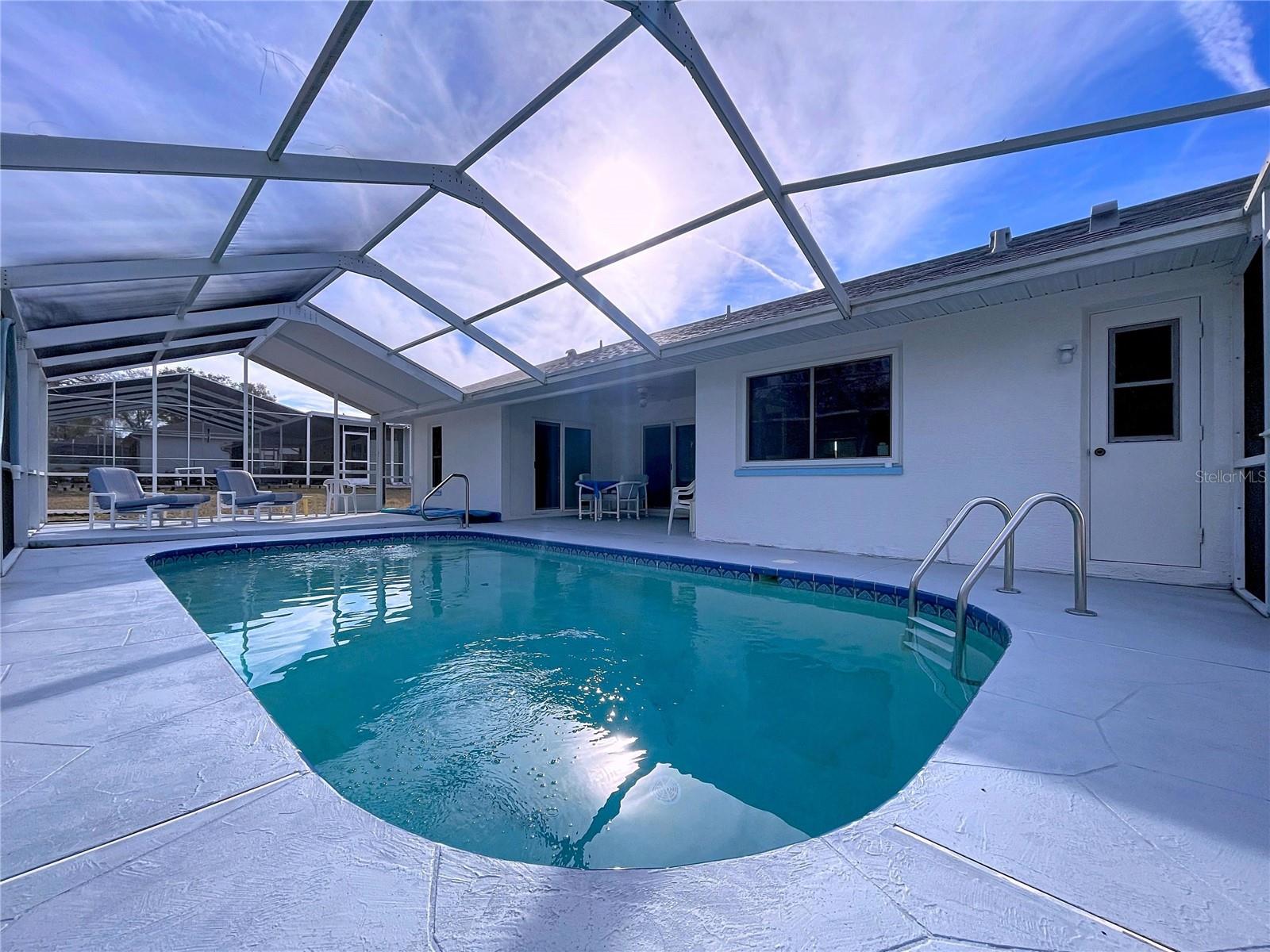 Listing photo id 52 for 12271 Katherwood Street