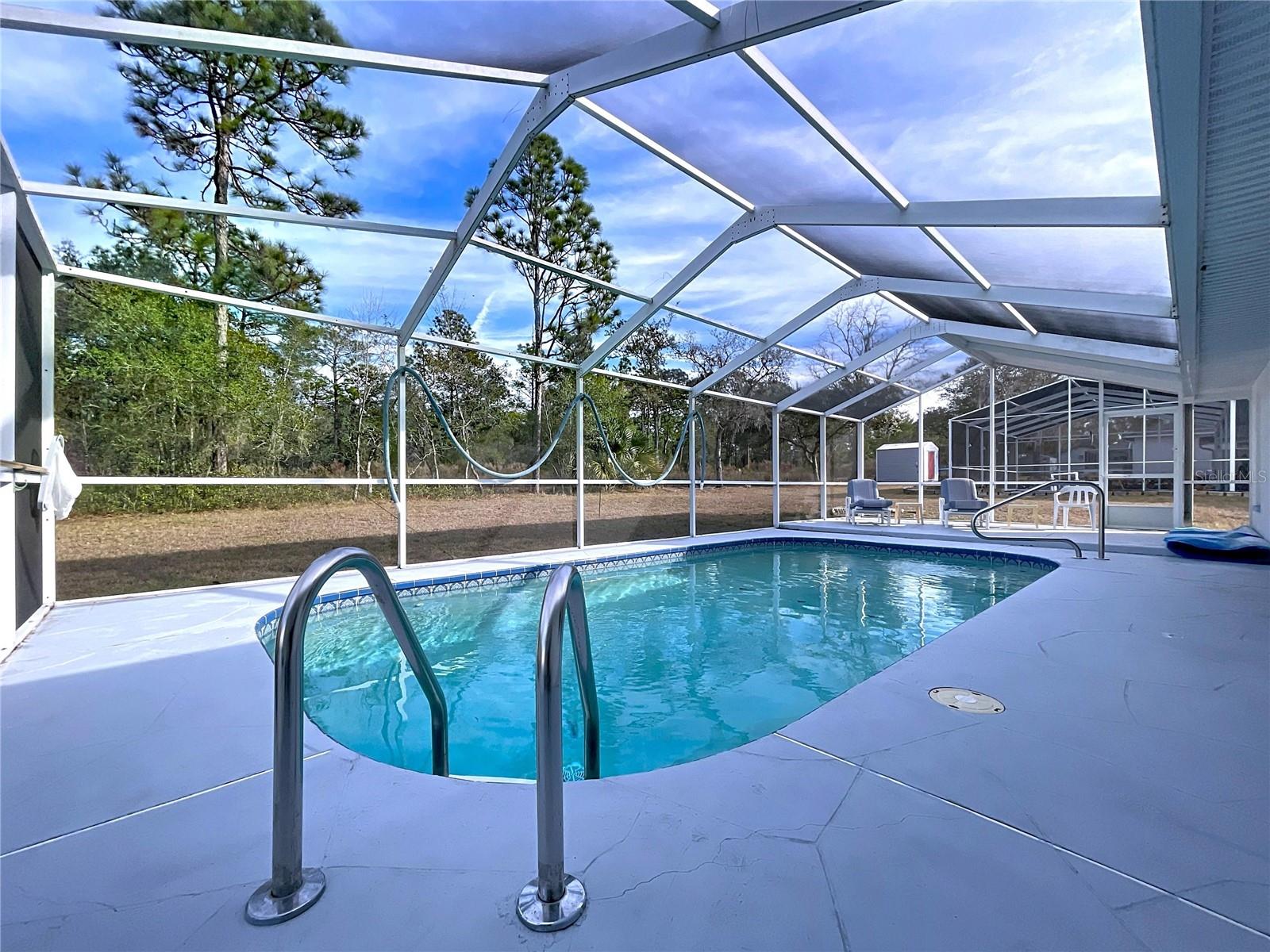 Listing photo id 53 for 12271 Katherwood Street