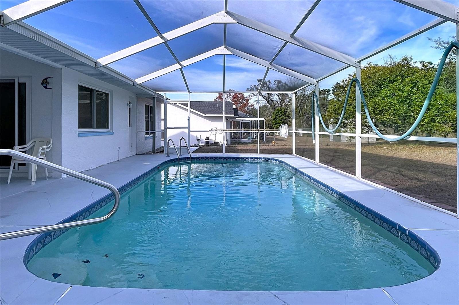 Listing photo id 54 for 12271 Katherwood Street