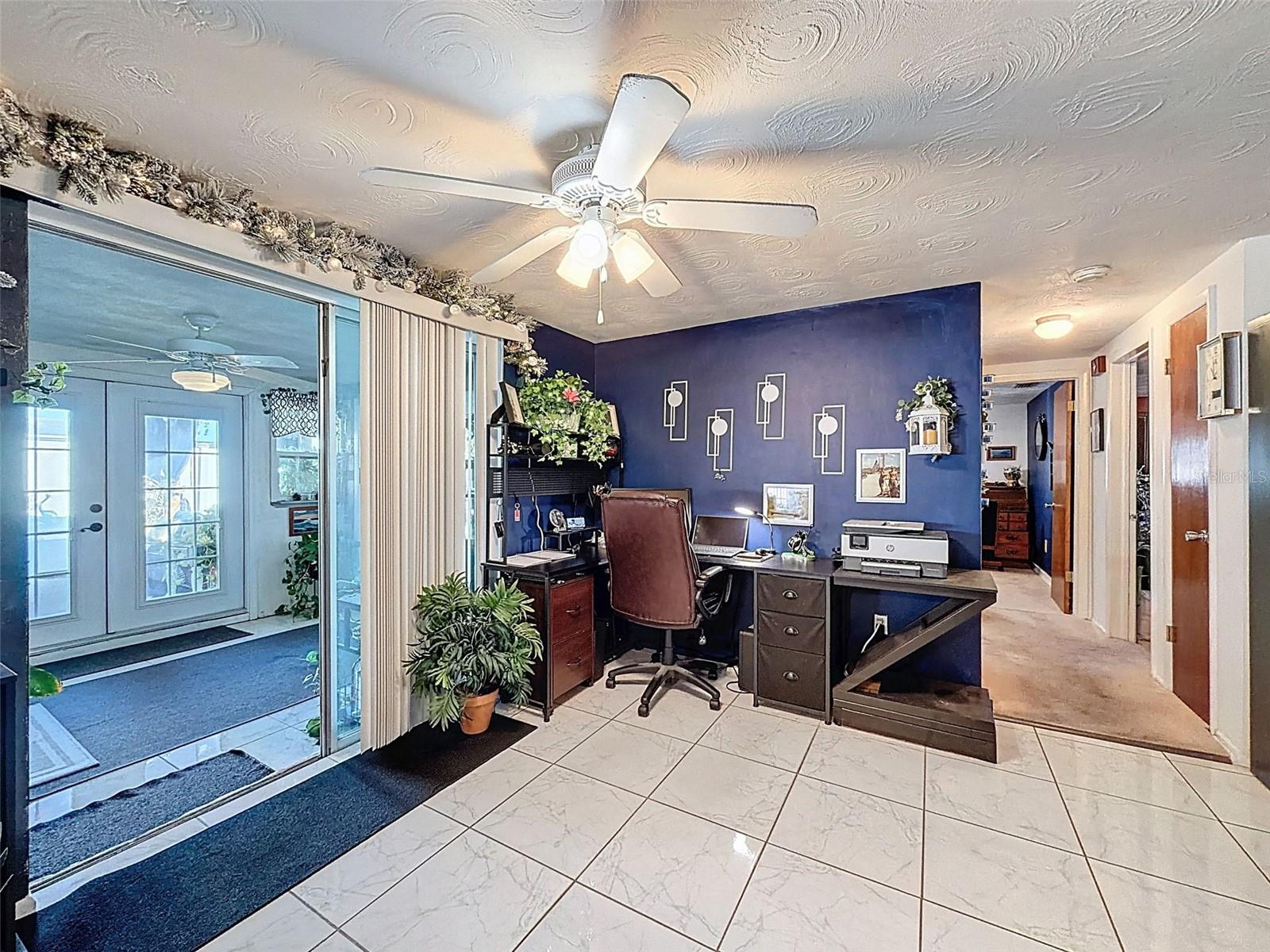 Image 11 of 47 For 3529 Garfield Drive