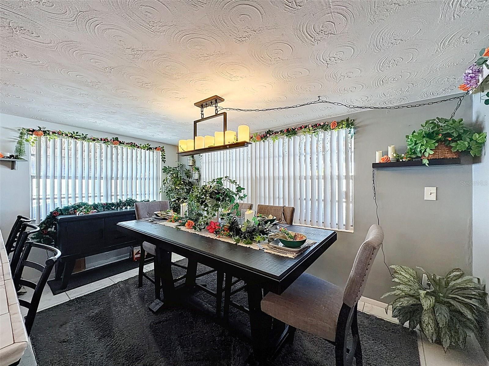 Image 21 of 47 For 3529 Garfield Drive