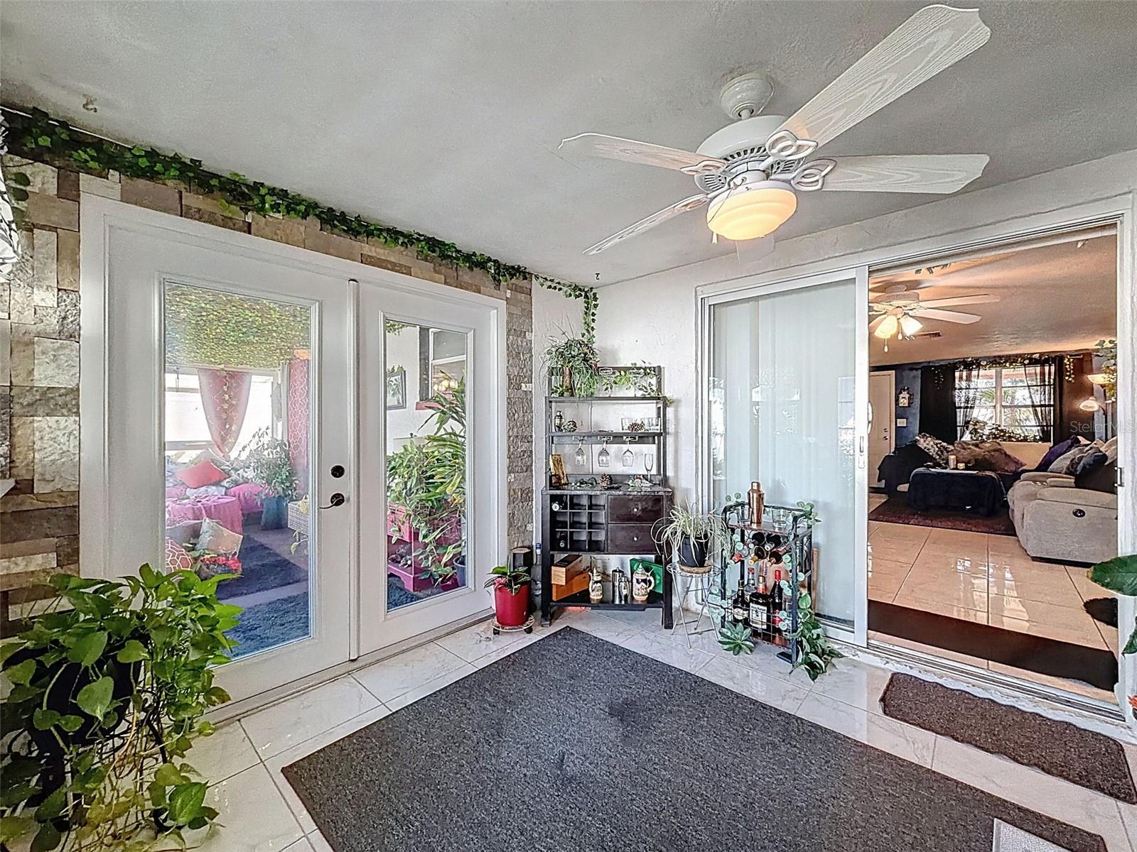 Image 25 of 47 For 3529 Garfield Drive