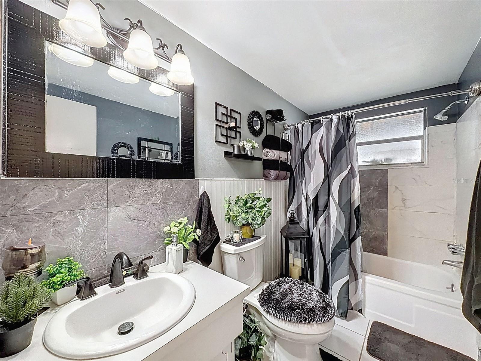 Image 30 of 47 For 3529 Garfield Drive